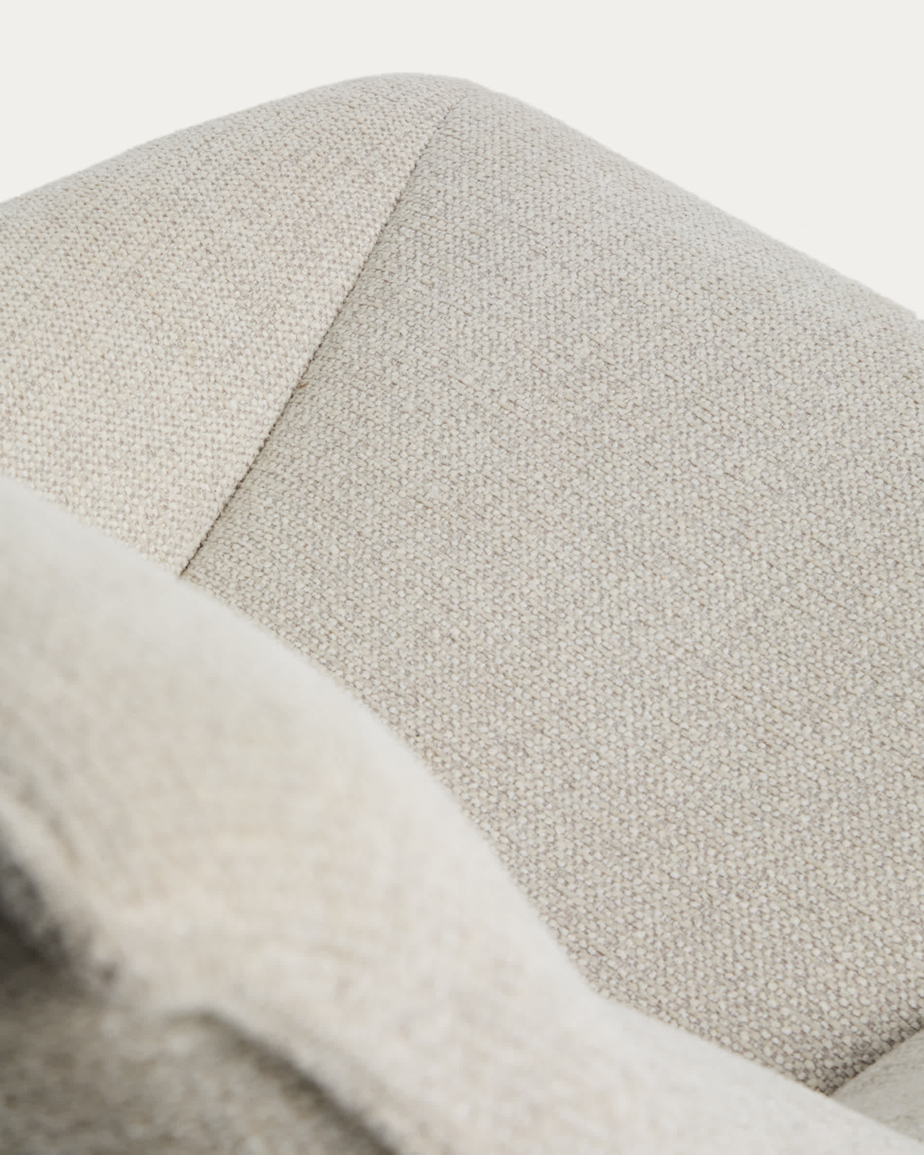 Dirala swivel armchair in beige chenille and steel with black finish FSC 100%
