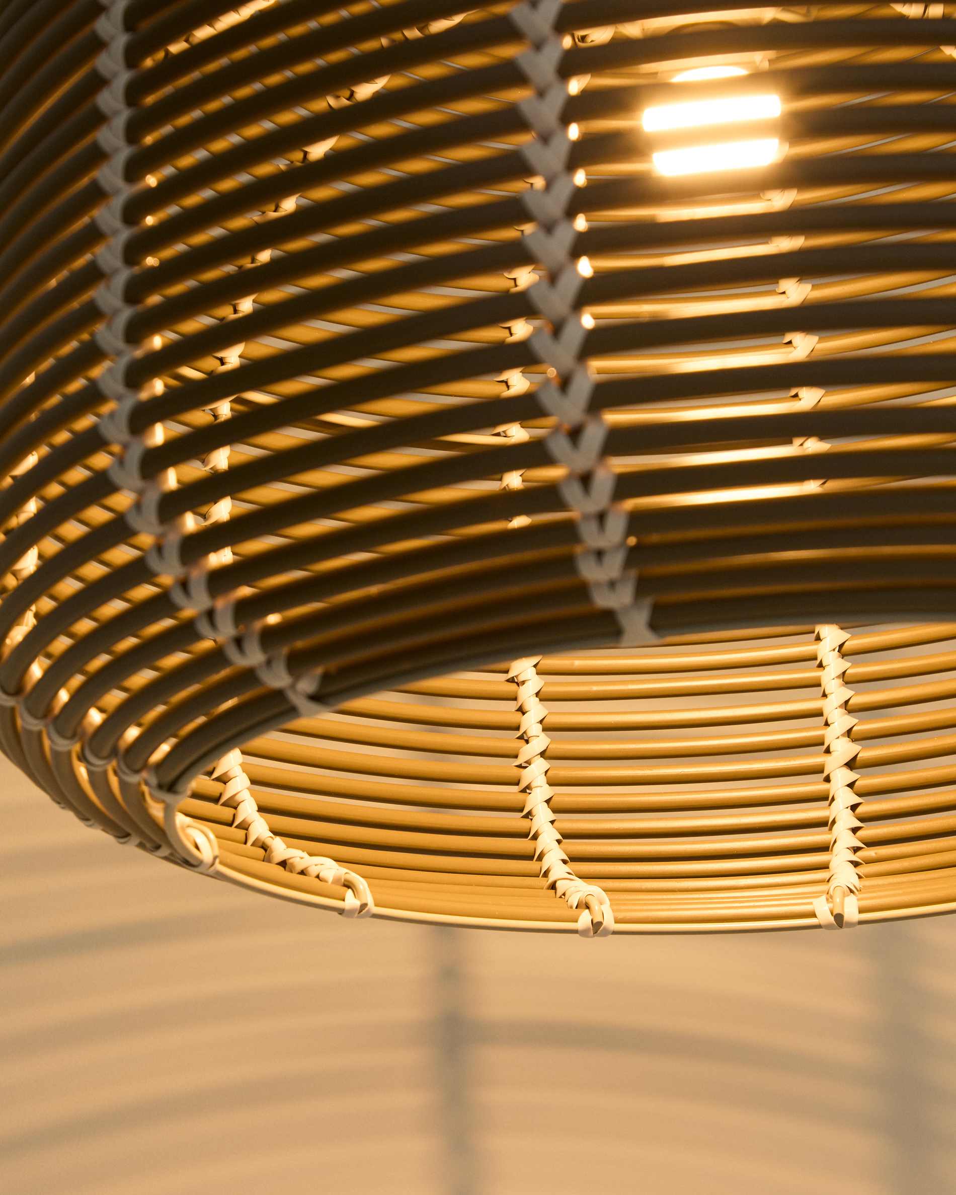 Garoina lampshade for outdoor ceiling lamp in taupe synthetic rattan Ø 50cm