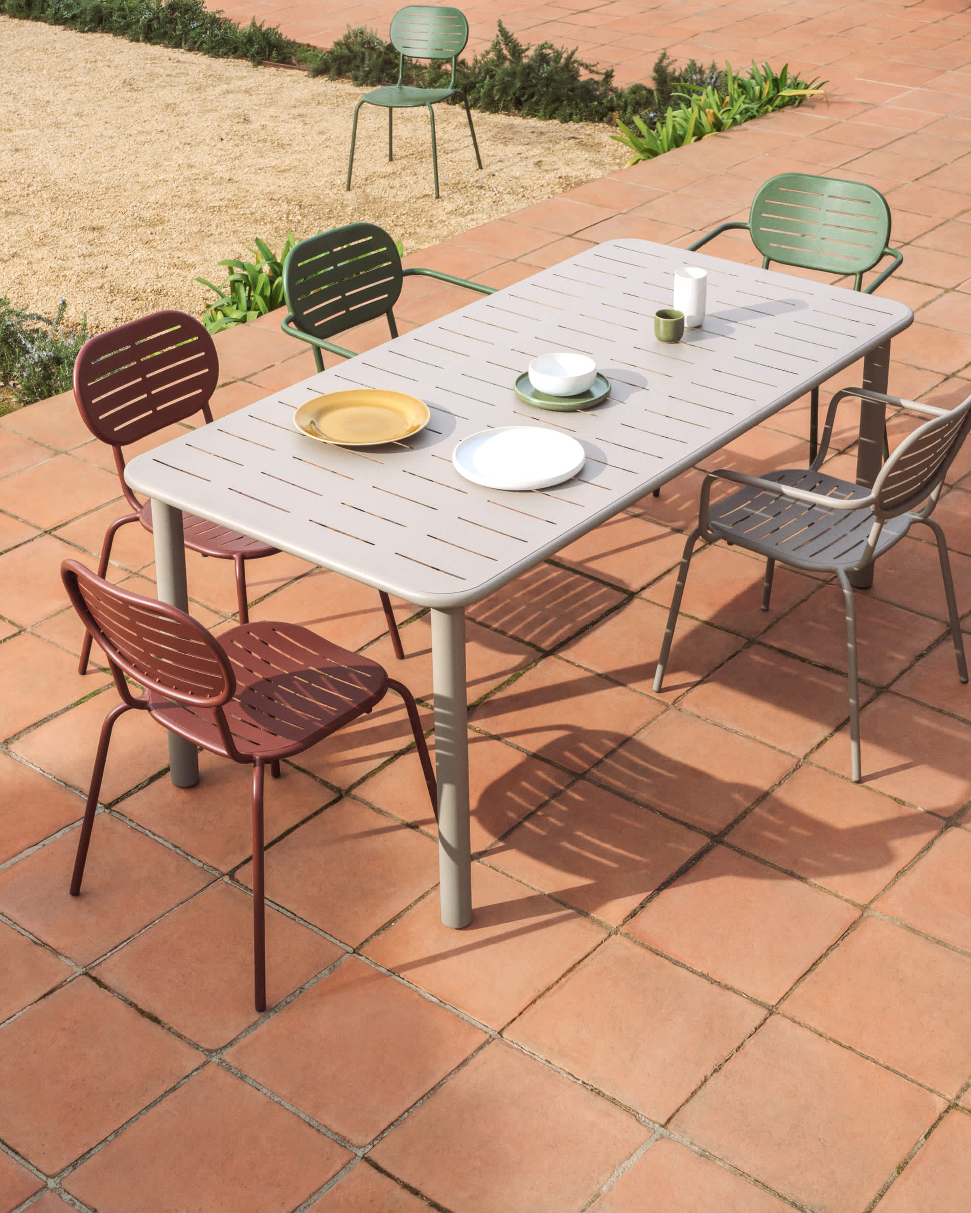 Brai stackable outdoor chair in burgundy galvanised steel