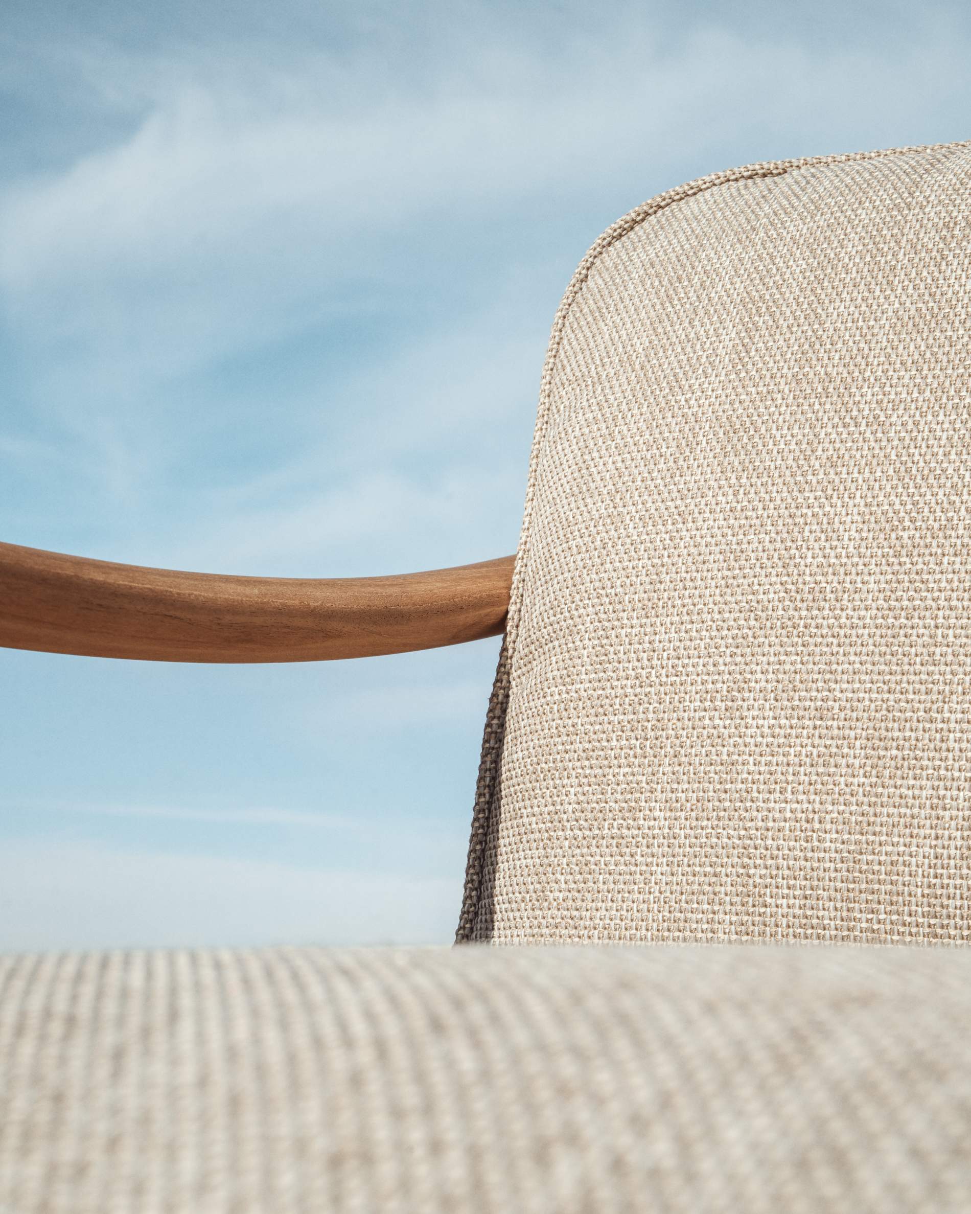 Elunda 2-seater outdoor sofa in solid teak wood FSC 100% 149cm