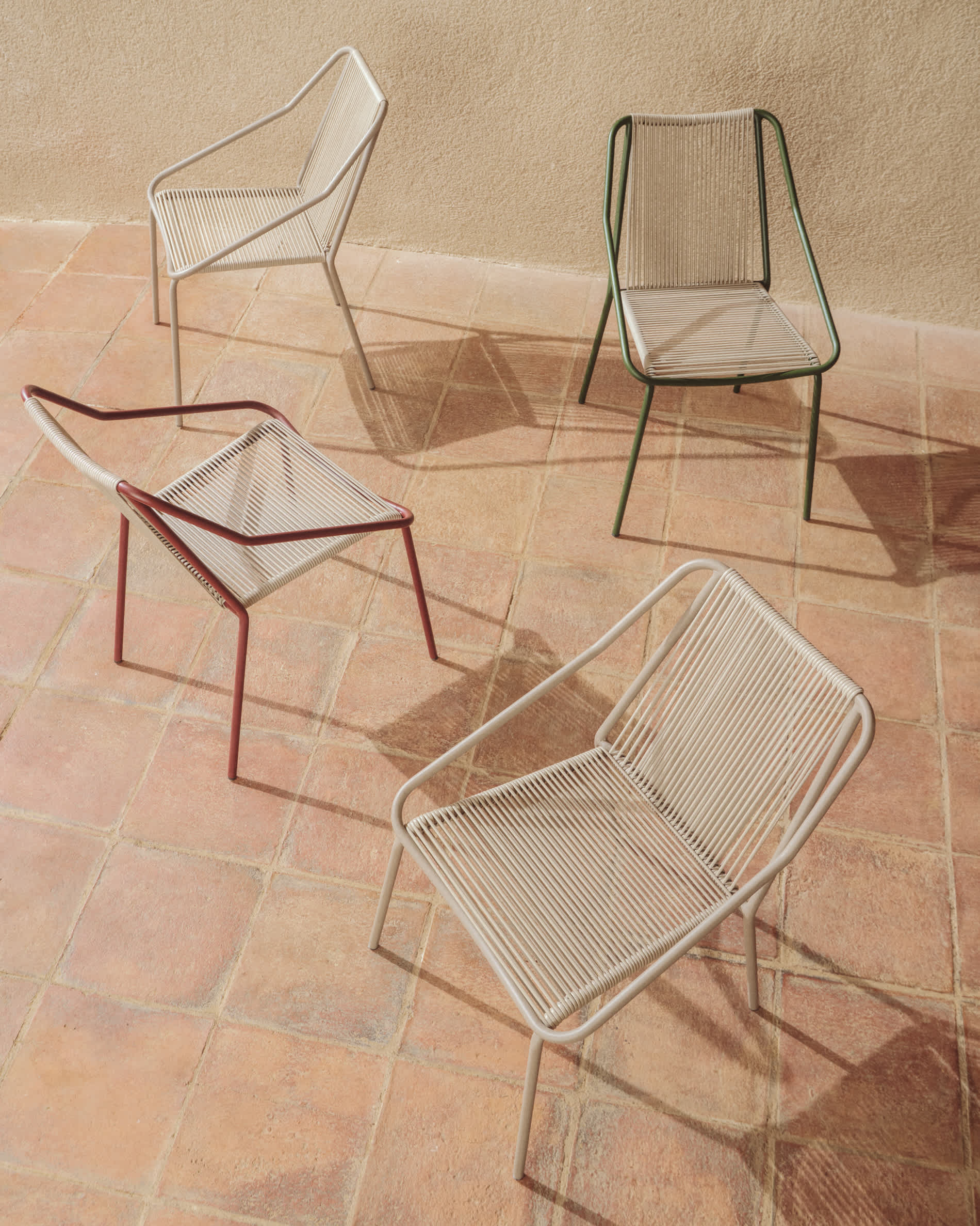 Zivia stackable outdoor chair in ecru rope cord and taupe galvanised steel