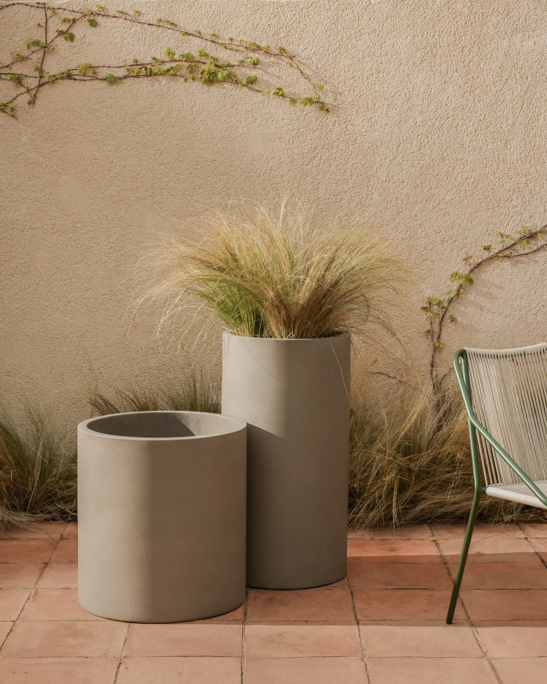 Aiguablava grey cement planter Ø 42cm
