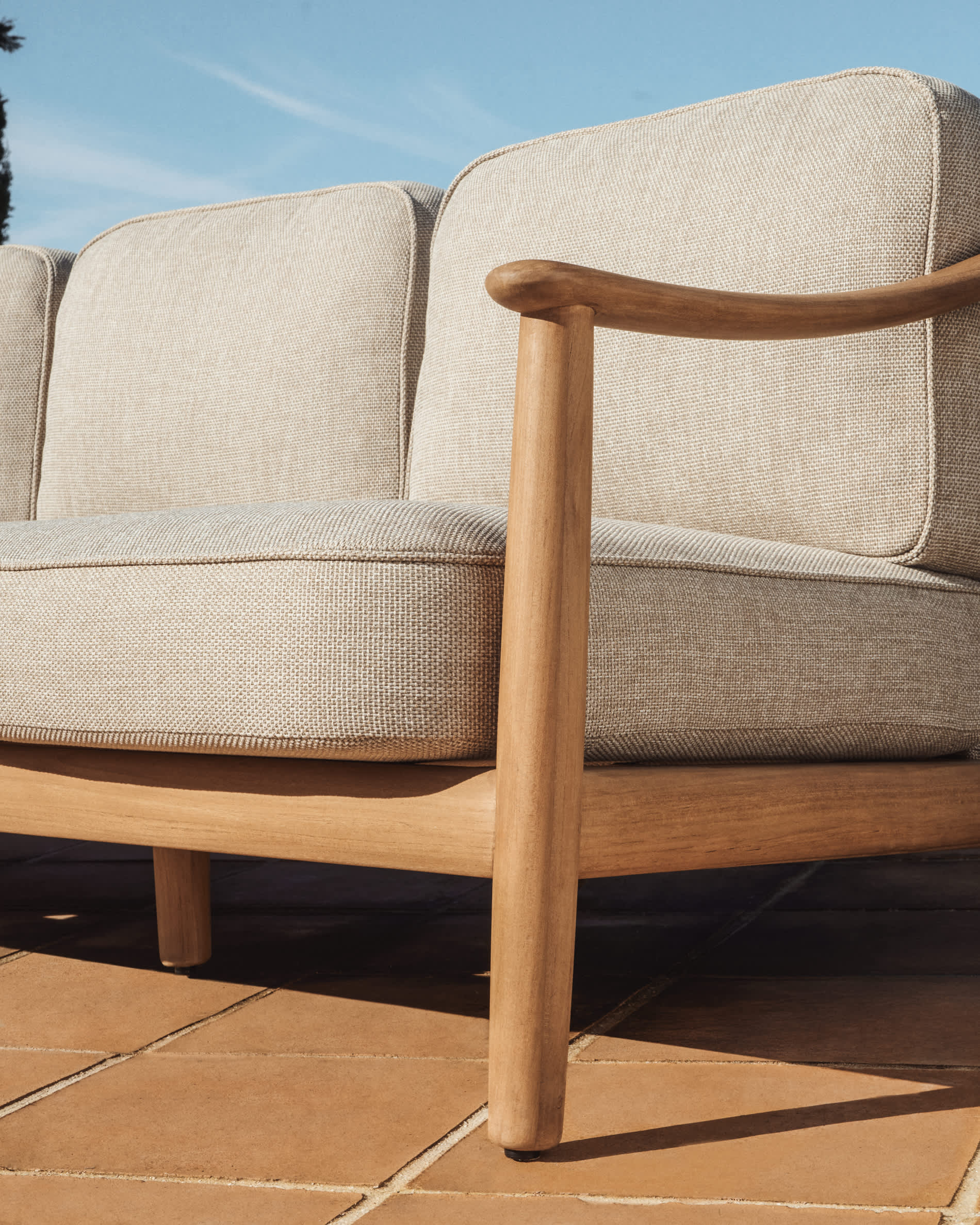 Elunda 3-seater outdoor sofa in solid teak wood FSC 100% 215cm