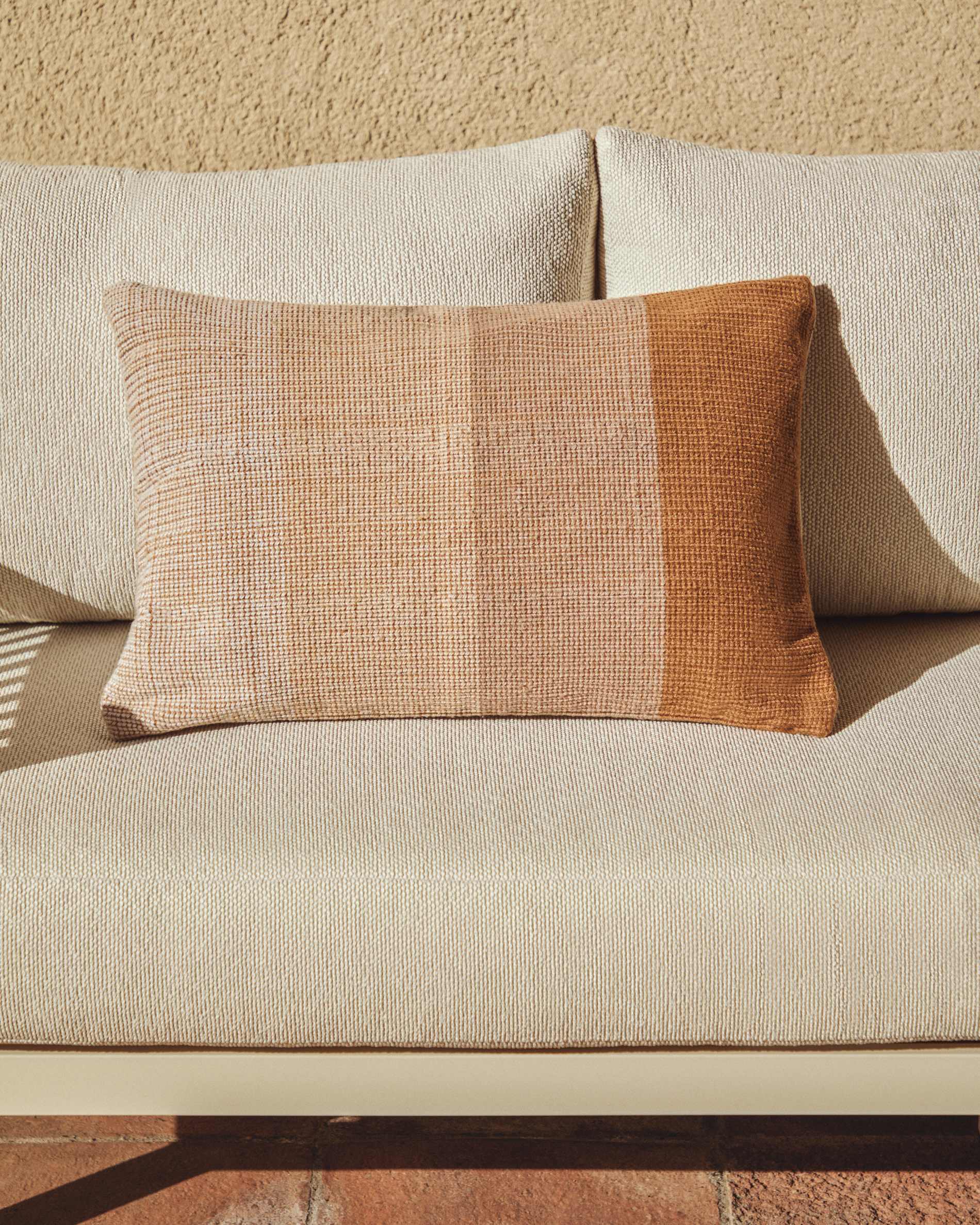 Adys beige 100% PET cushion cover 40 x 60cm