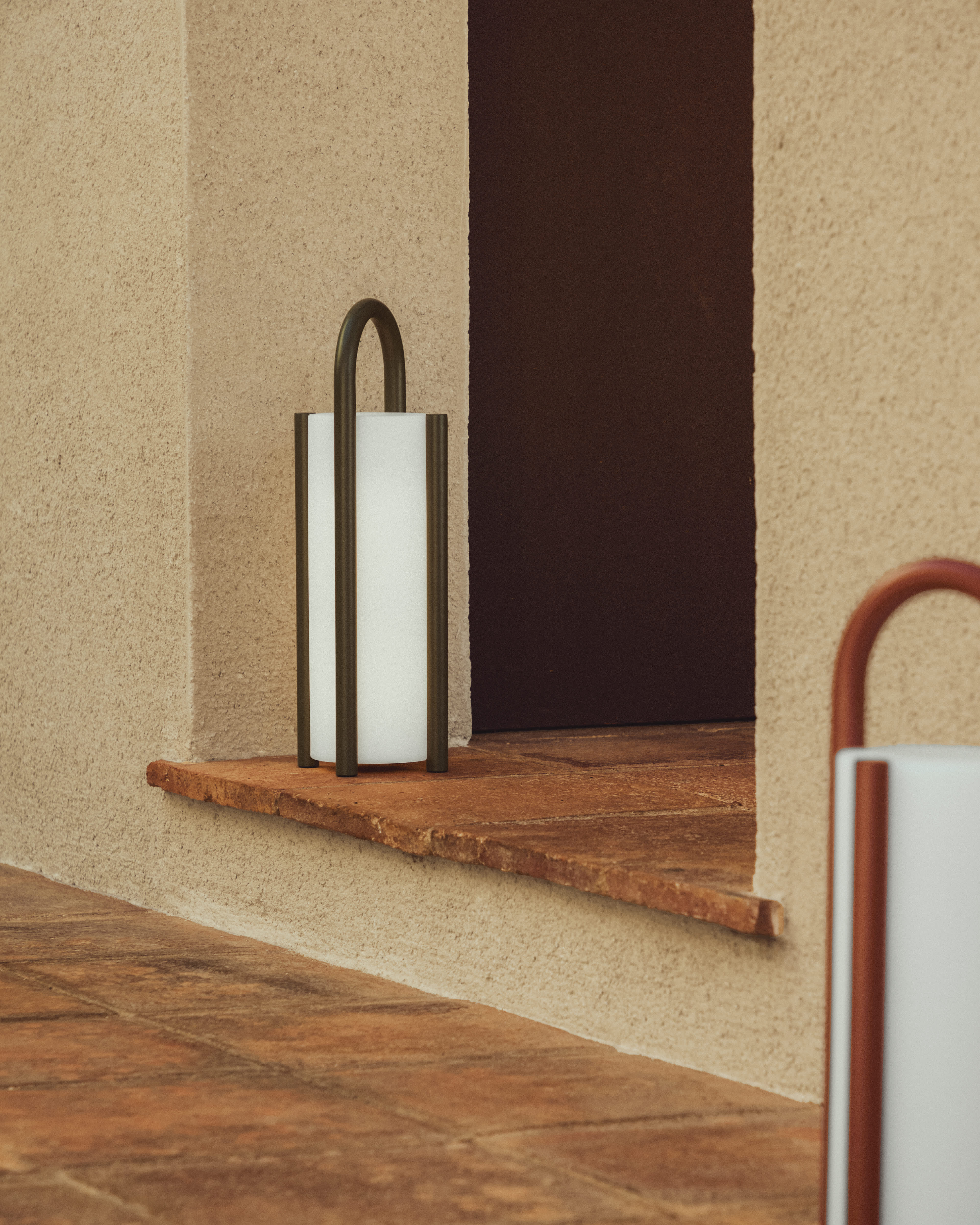 Leros large portable table lamp in green polyethylene and steel