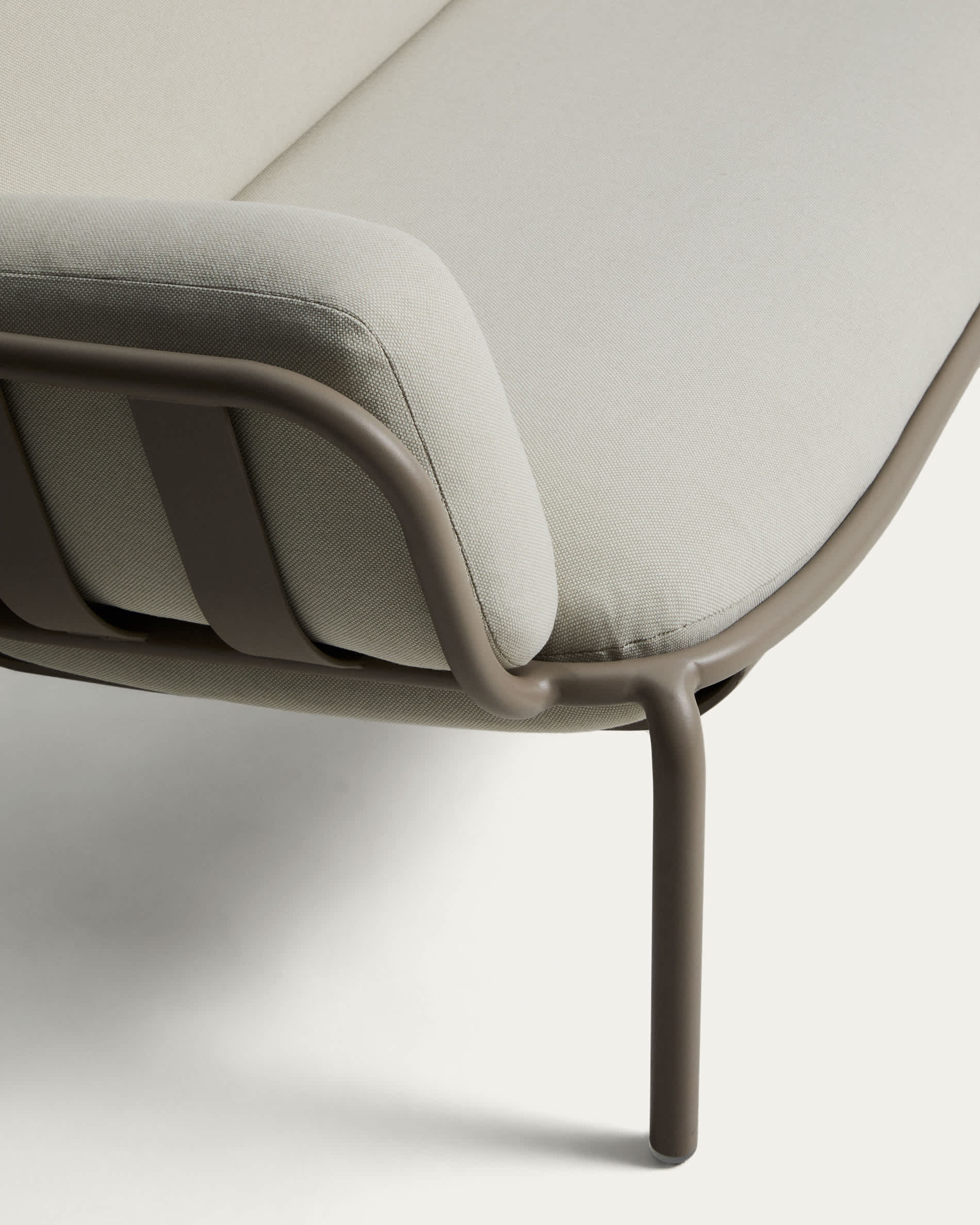 Joncols outdoor 3-seater sofa in aluminium with taupe painted finish and beige cushions 224cm