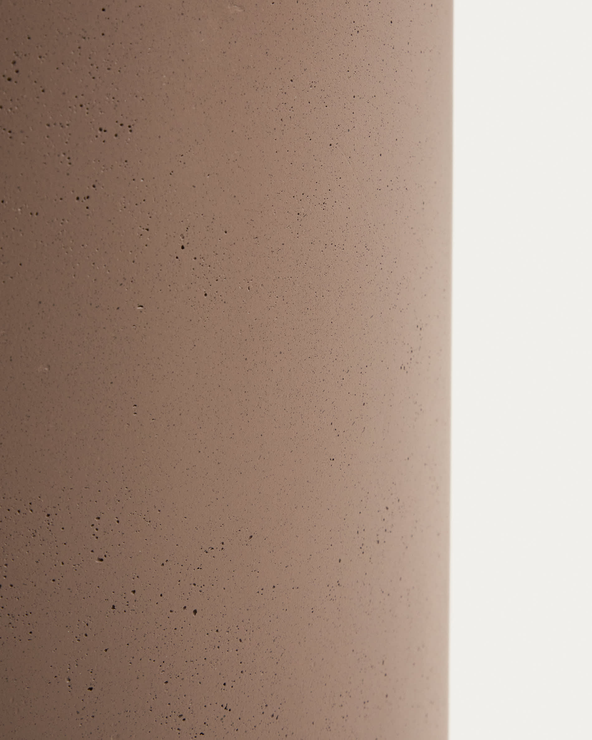 Aiguablava brown cement planter Ø 42cm