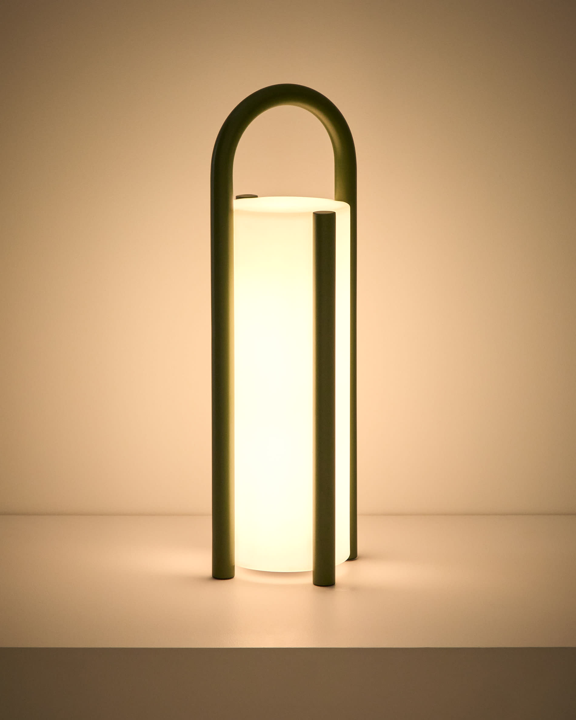 Leros large portable table lamp in green polyethylene and steel