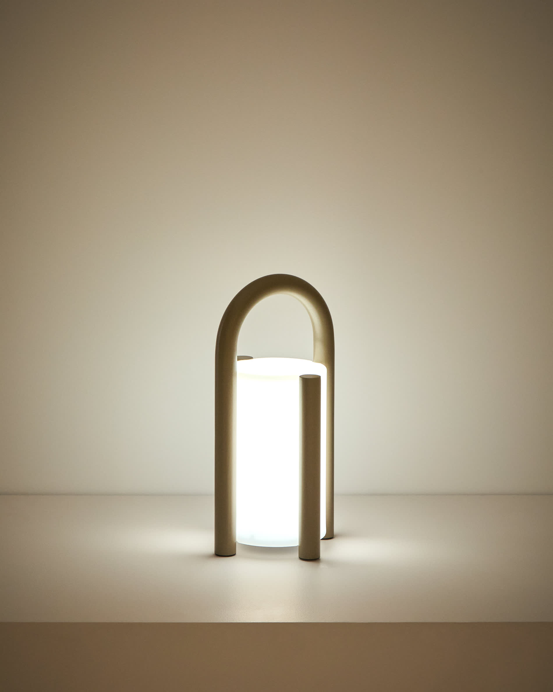 Leros small portable table lamp in taupe polyethylene and steel