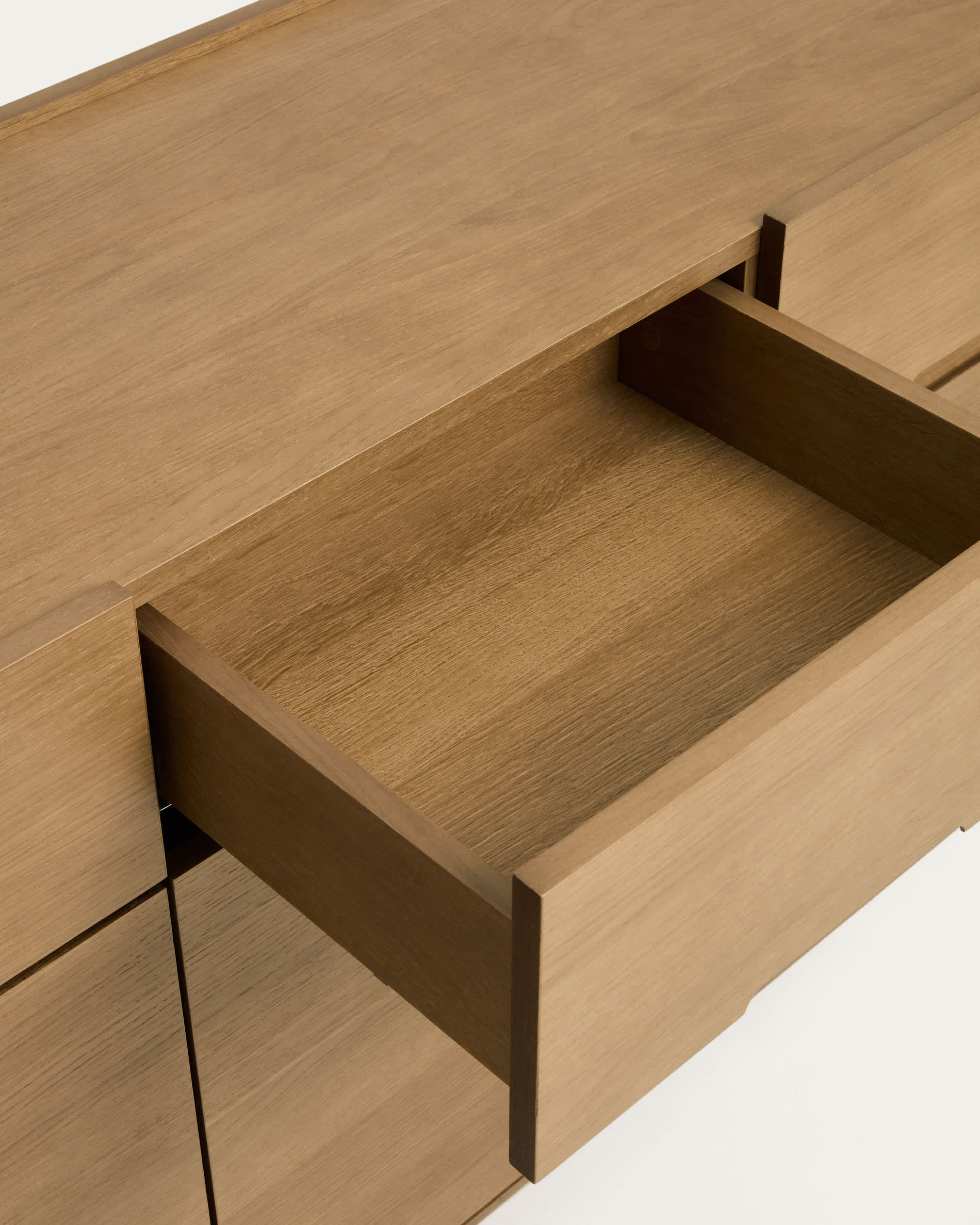 Arelida sideboard in oak veneer and solid oak wood with light brown finish 200 x 80 cm FSC Mix Credit