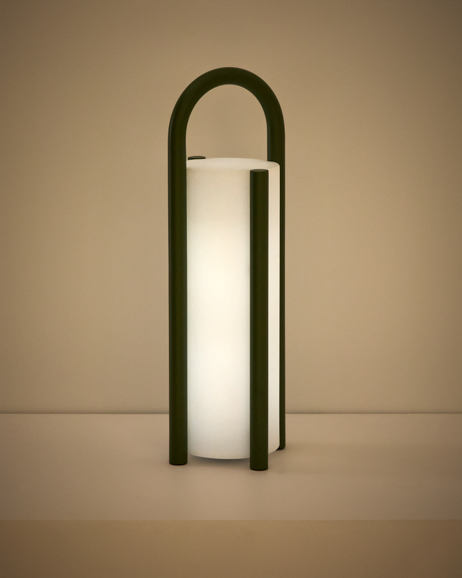 Leros large portable table lamp in green polyethylene and steel
