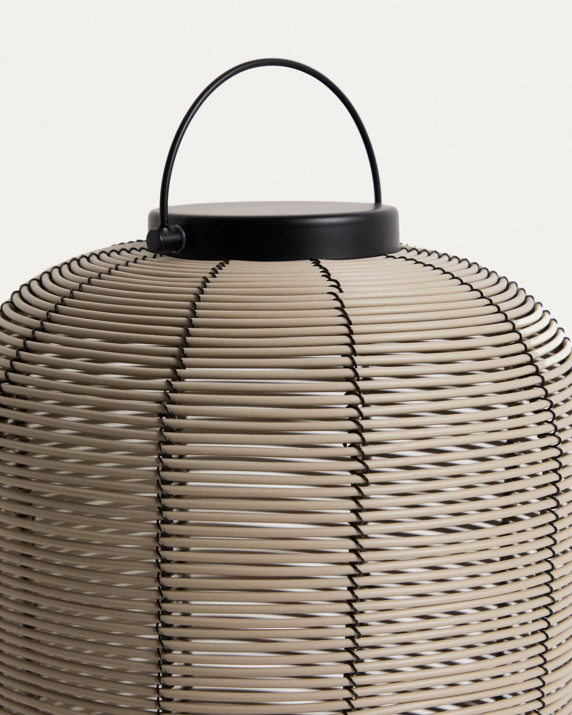 Saranella small portable LED table lamp in light grey synthetic rattan
