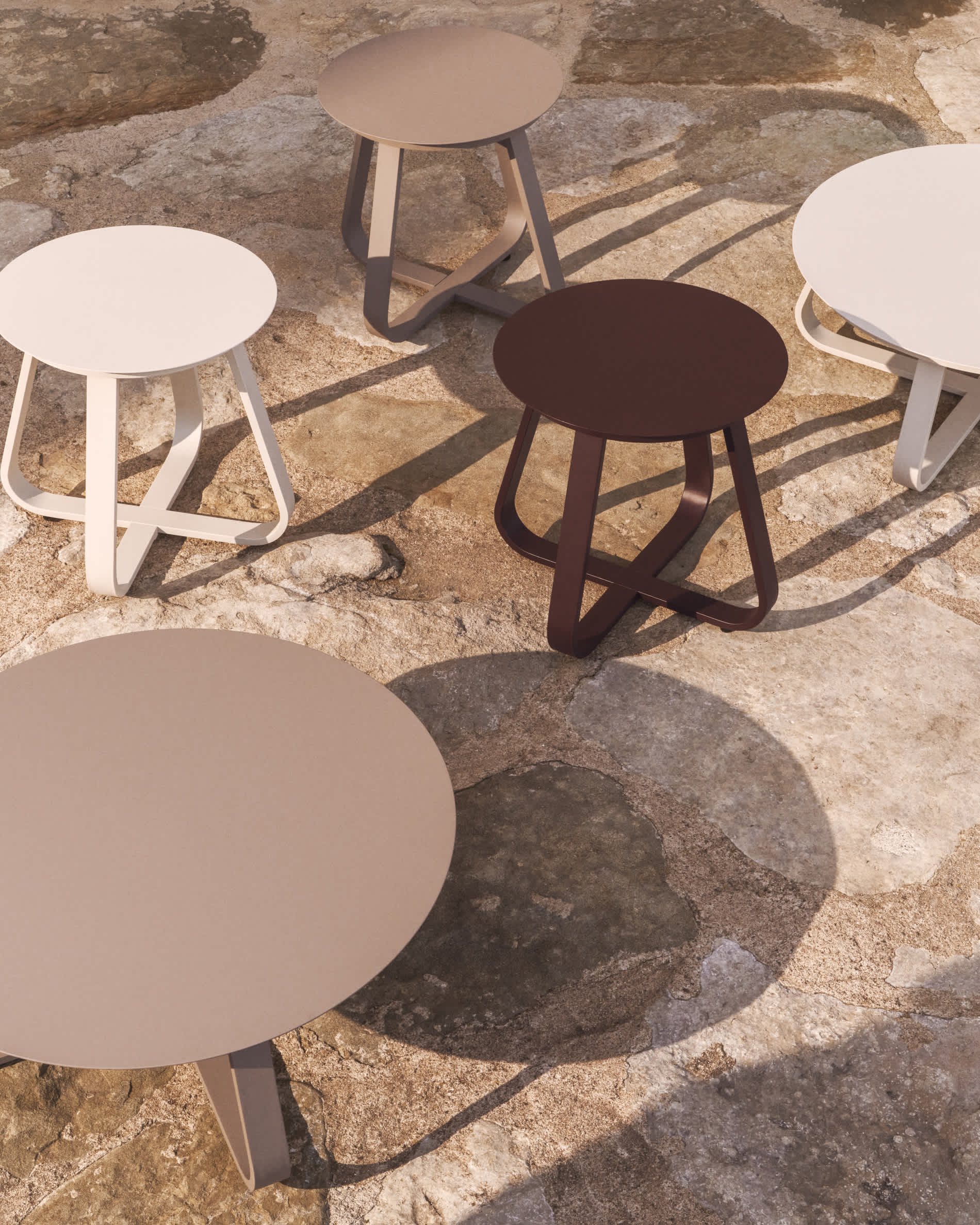 Tamaris taupe aluminium outdoor side table Ø48cm
