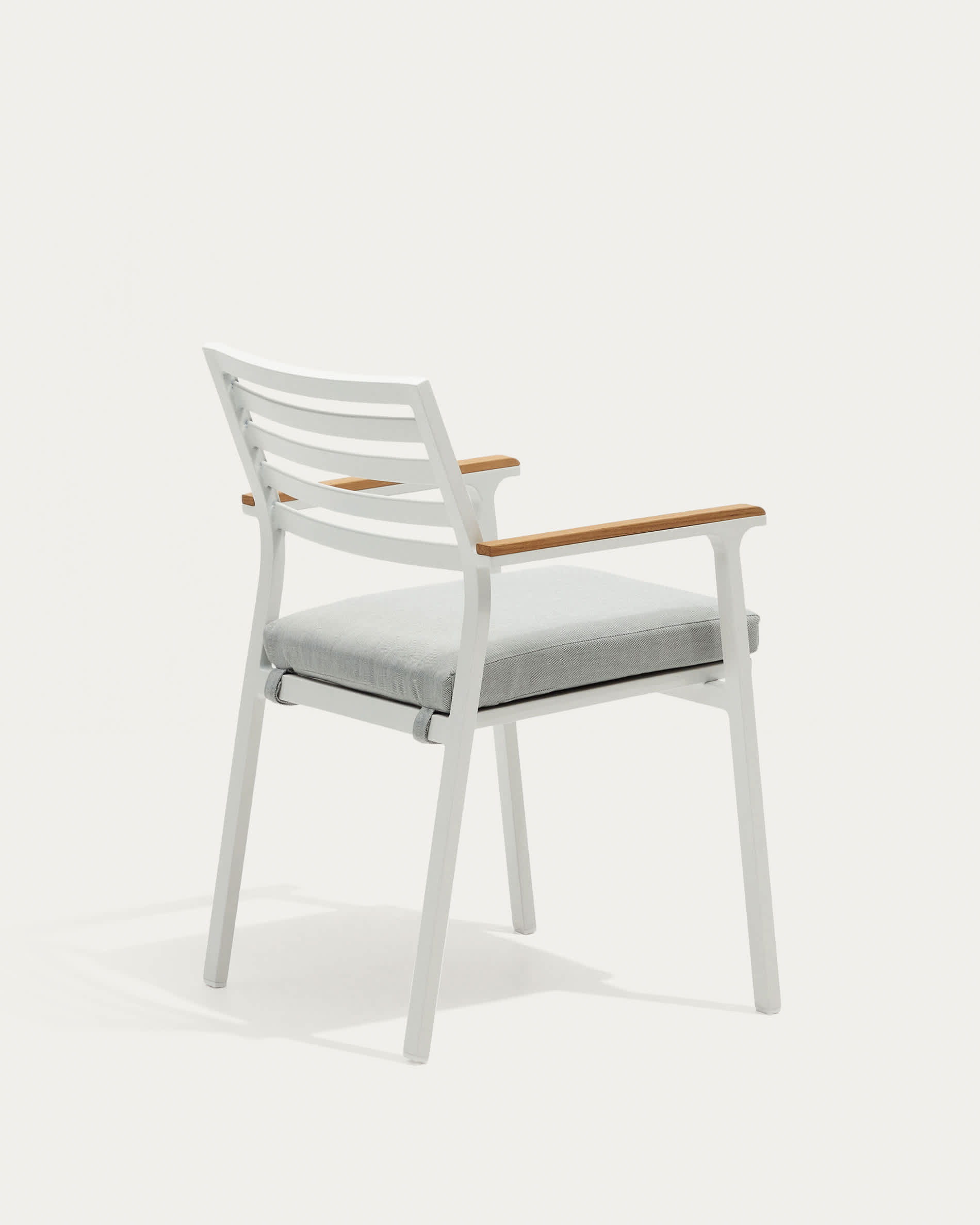 Bona stackable outdoor chair in aluminium with white finish and solid teak wood armrests