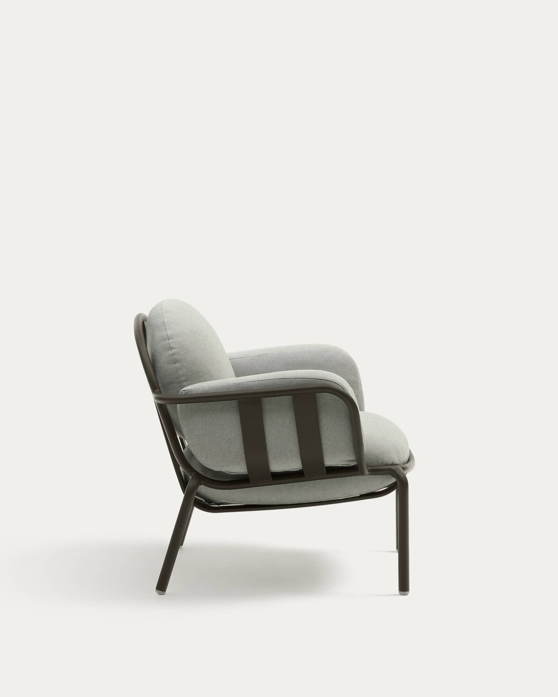Joncols outdoor armchair in aluminium with grey painted finish and grey cushions