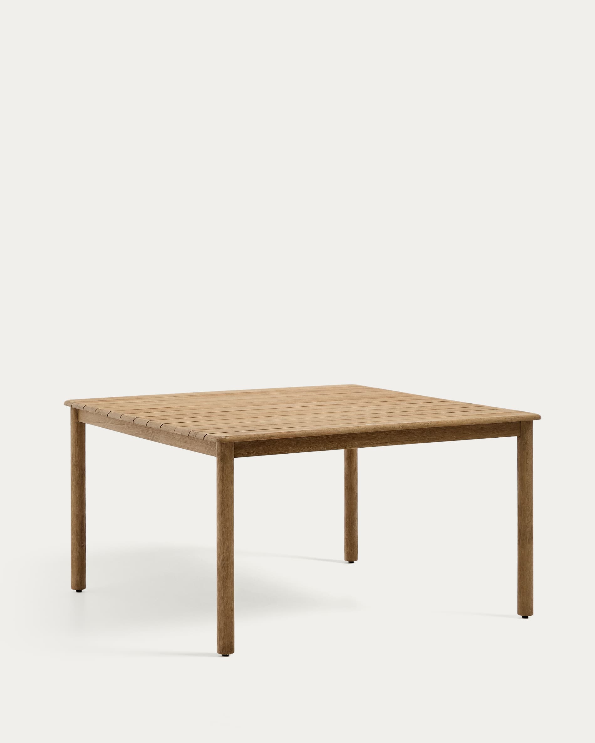 Sori table in FSC 100% solid acacia wood 135 x 135cm
