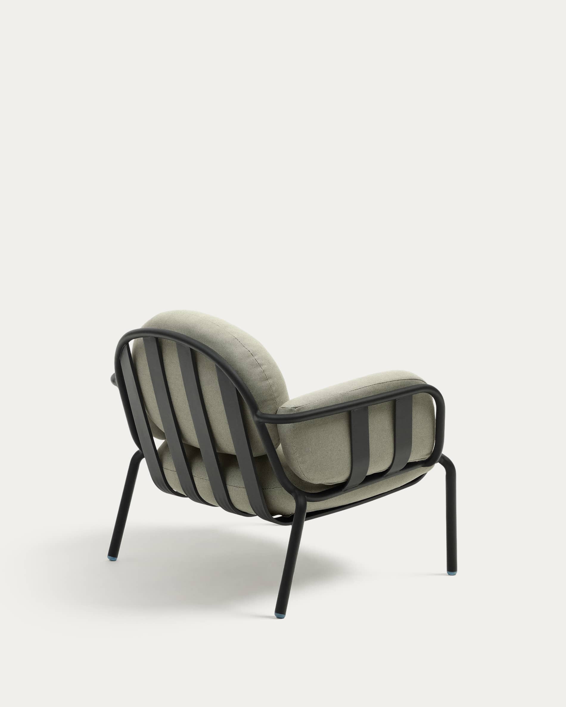 Joncols outdoor armchair in aluminium with grey painted finish and beige cushions