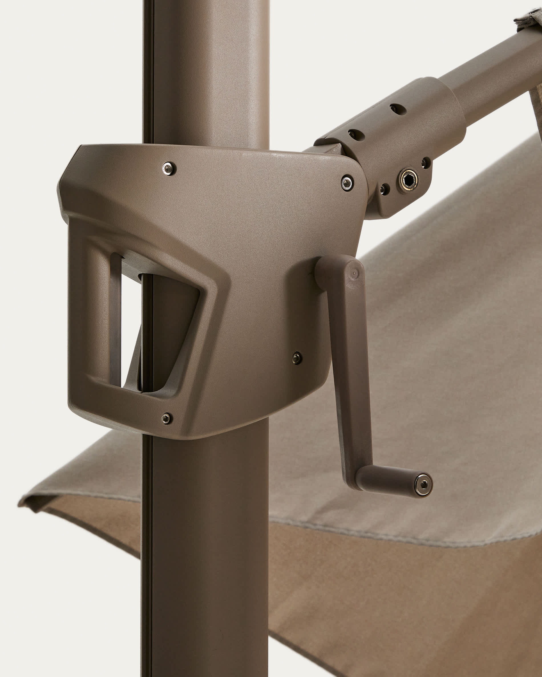 Noli beige cantilever parasol with taupe aluminium structure 300 x 420cm
