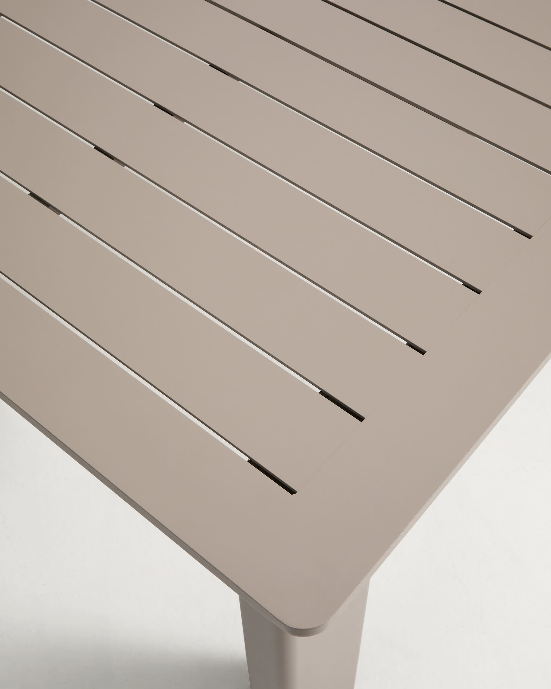 Livorno extendable table in taupe aluminium 233(350) x 100 cm