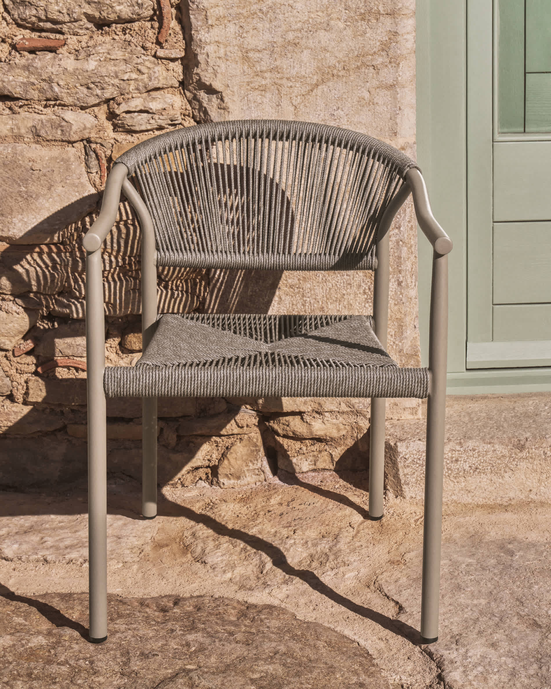 Livadia stackable outdoor chair in taupe aluminium