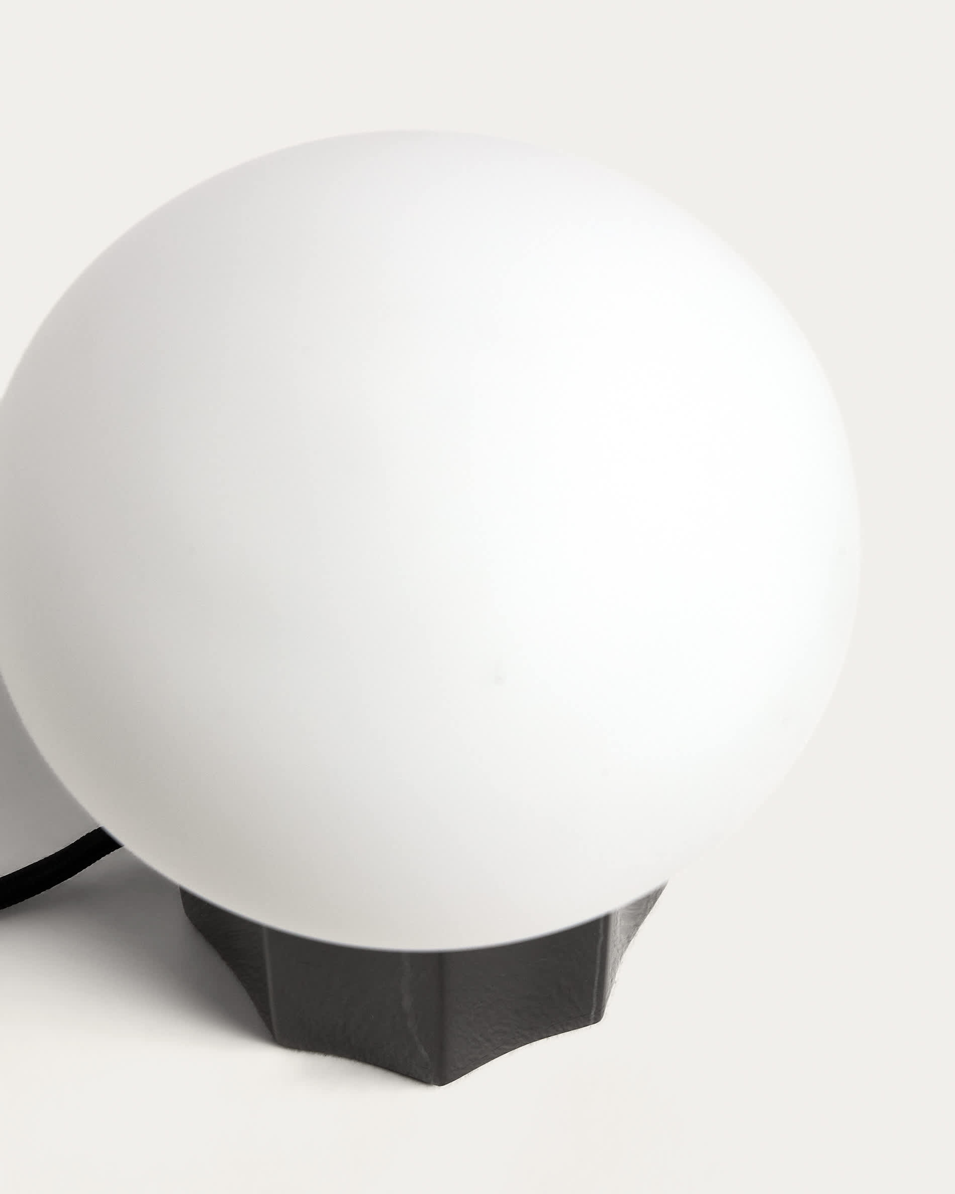 Idela table lamp in smoked glass and black marble Ø15 cm