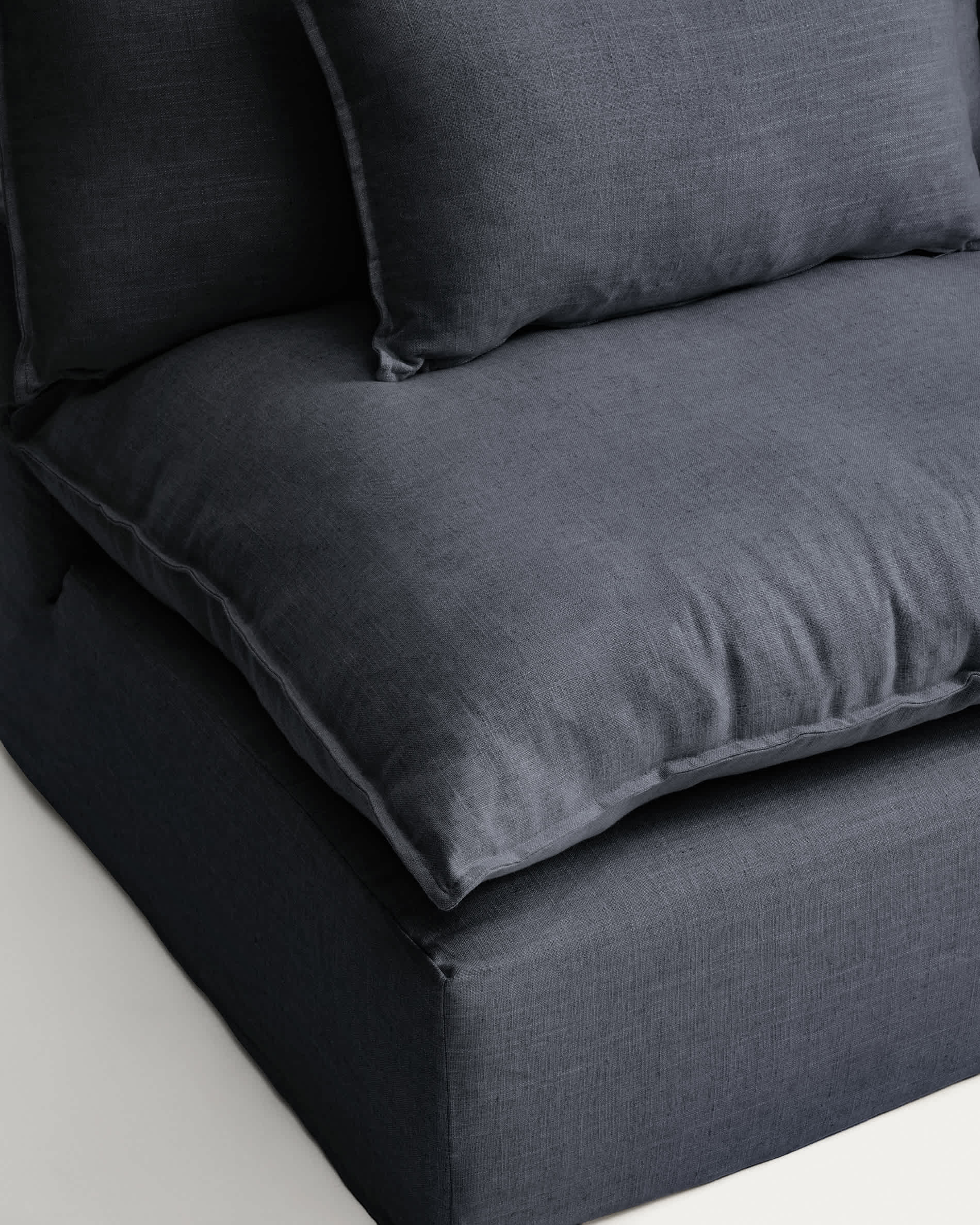 Anarela dark grey linen and viscose armchair with removable cover 110cm FSC Mix Credit