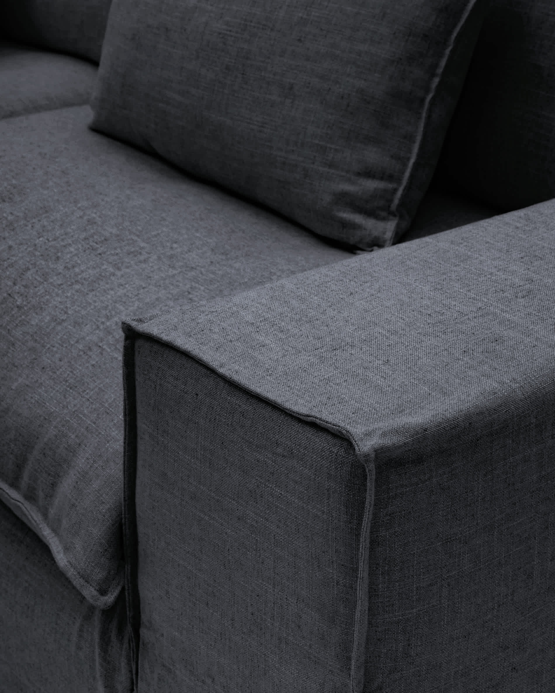 Anarela dark grey linen and viscose 2-seater sofa with removable cover 240 cm FSC Mix Credit