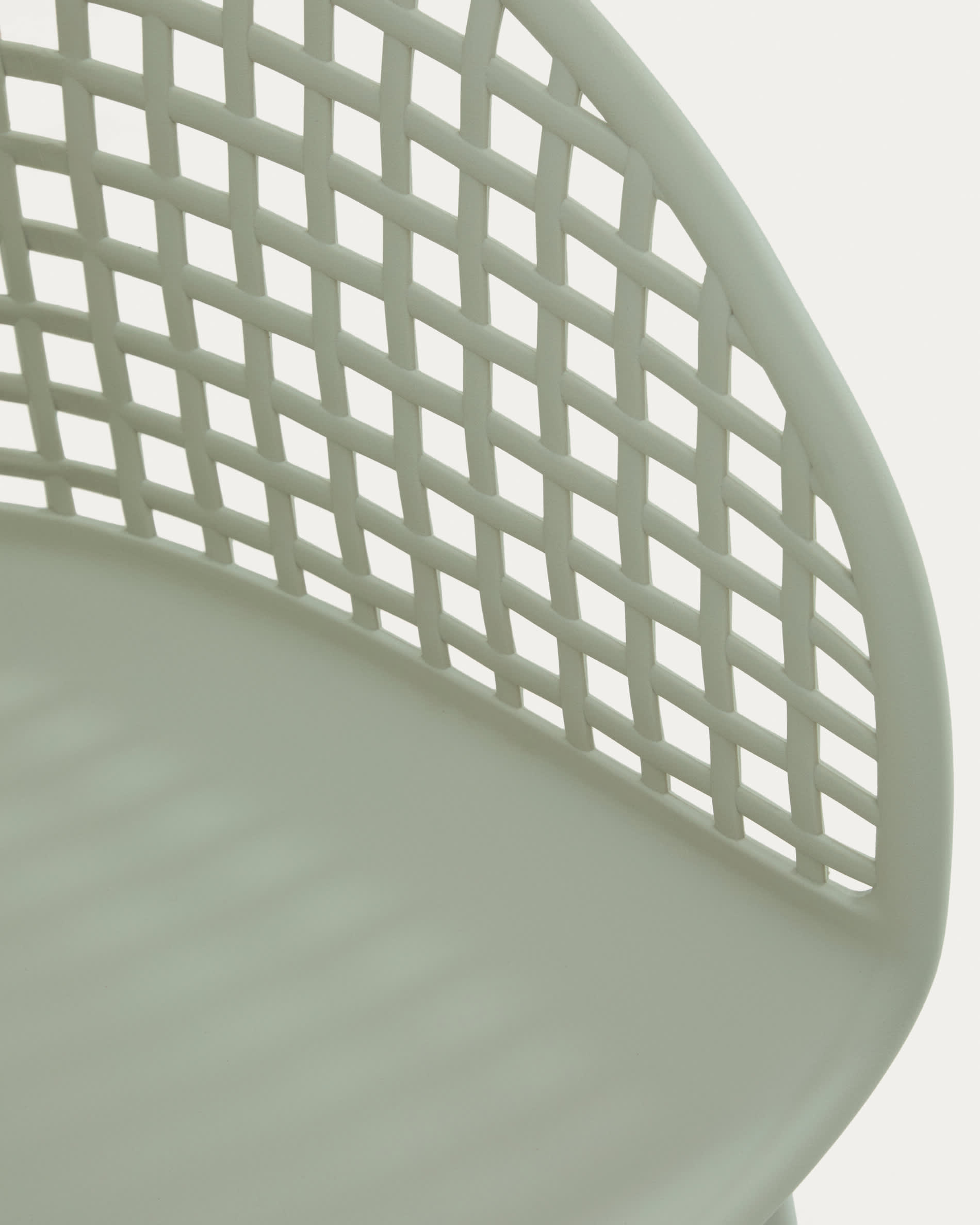 Tenaro green plastic outdoor chair with steel structure