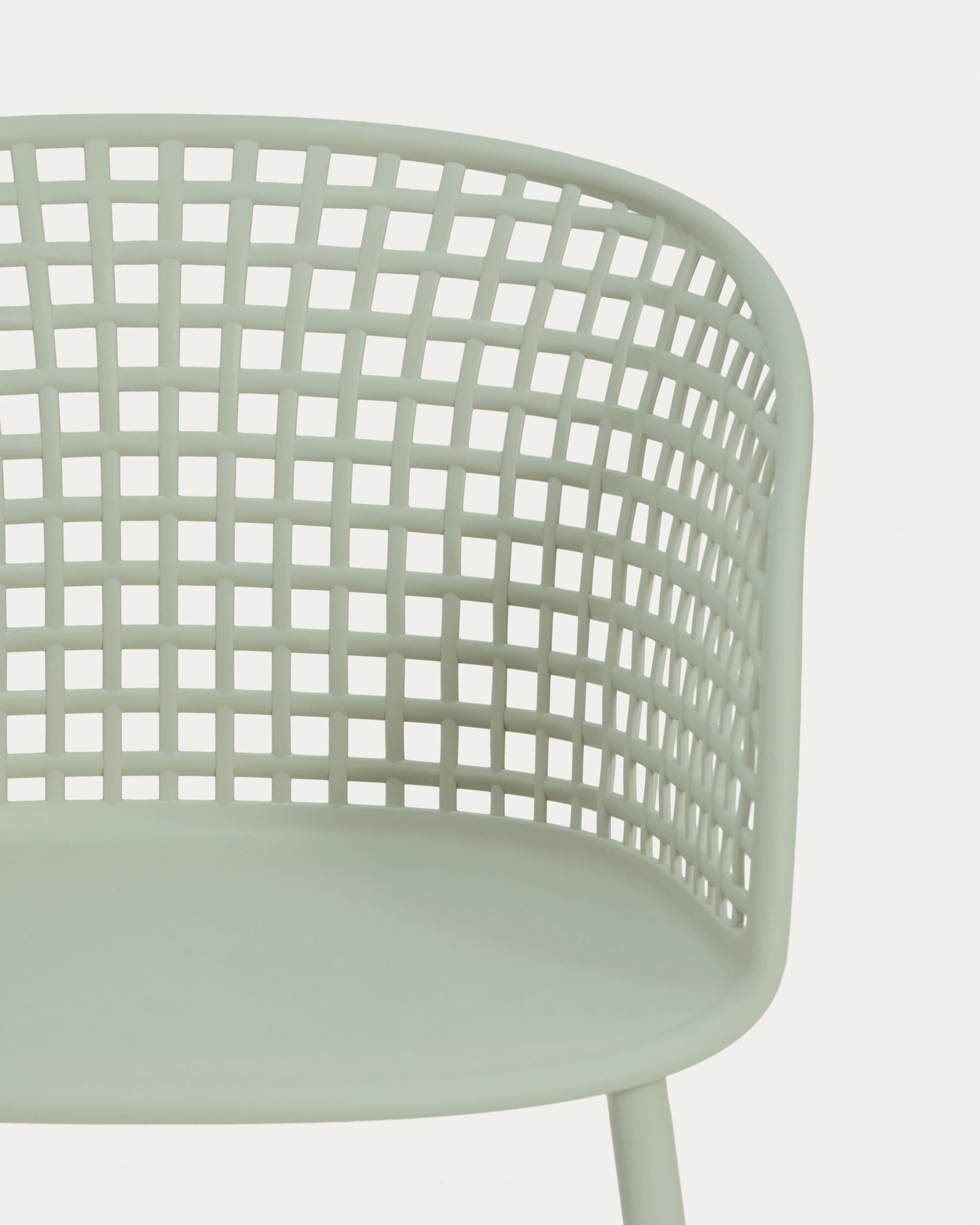 Tenaro green plastic outdoor chair with steel structure