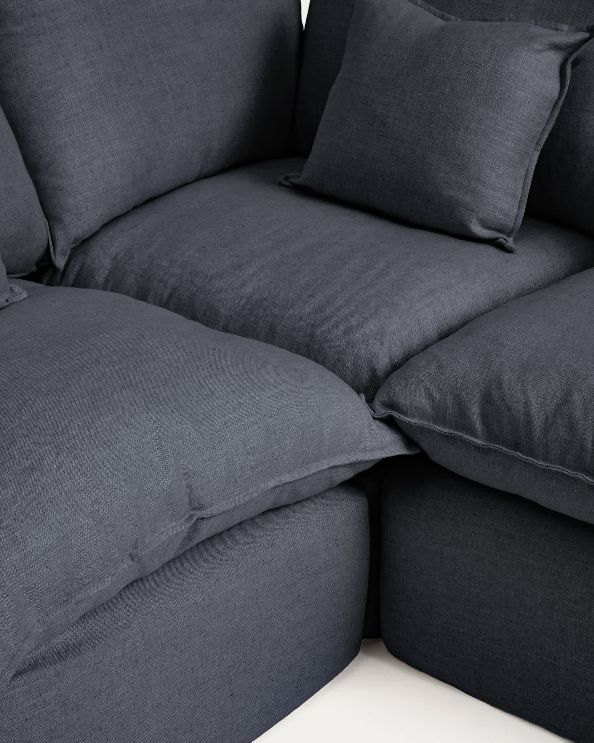 Anarela dark grey linen and viscose 4-seater modular corner sofa with removable cover 287 x 307 cm FSC Mix Credit