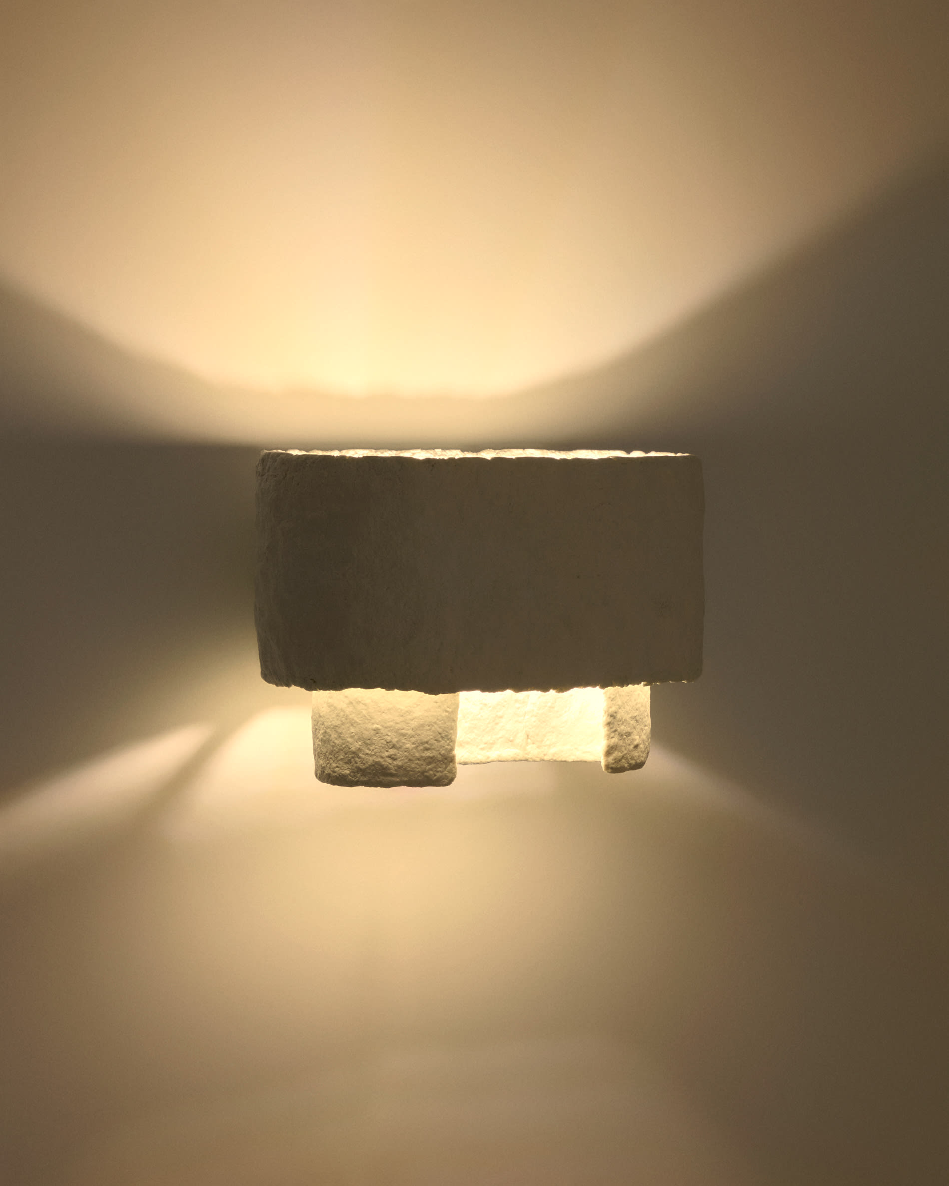 Bedala white papier-mâché wall light