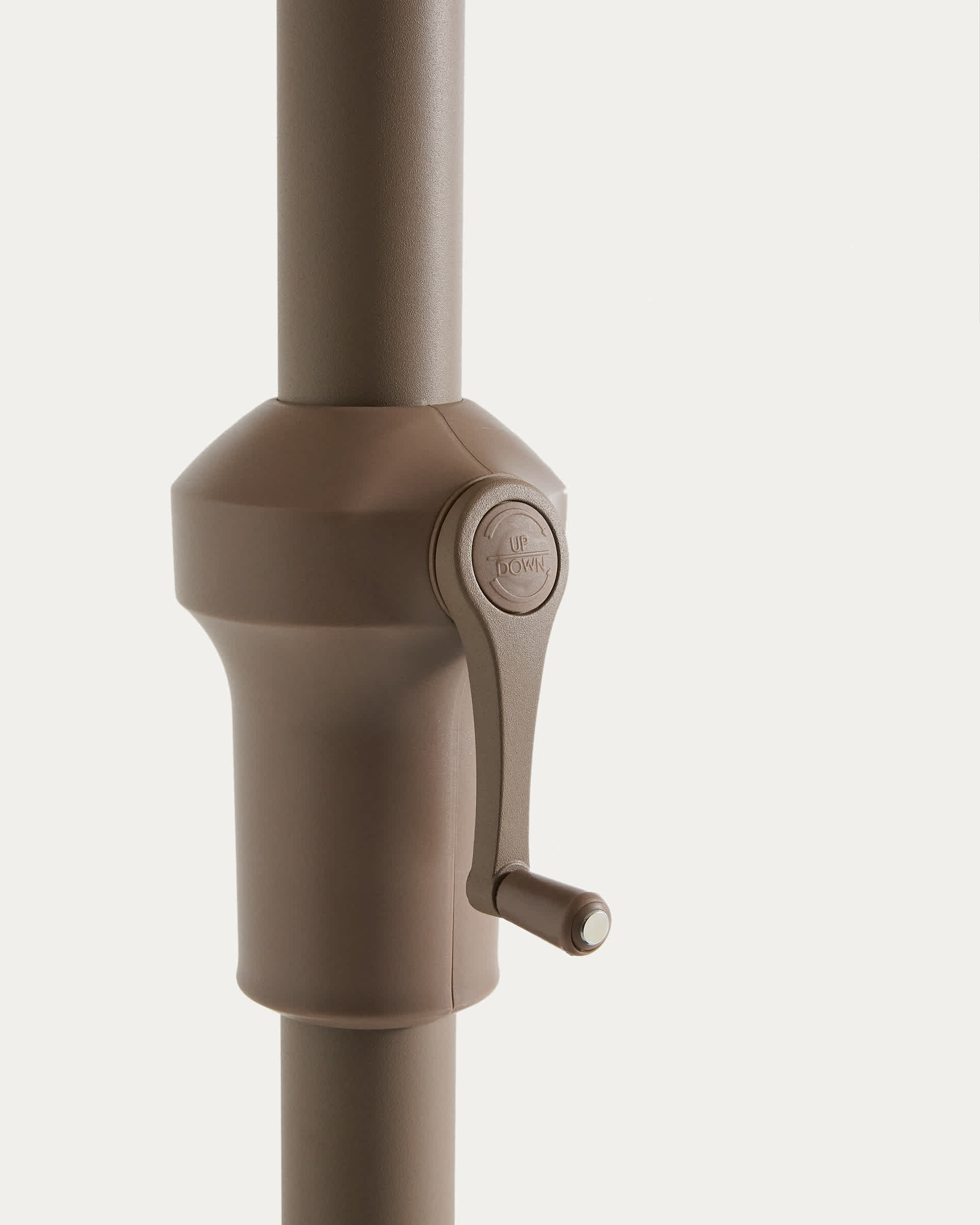 Milna beige parasol with central pole and taupe steel structure Ø300cm