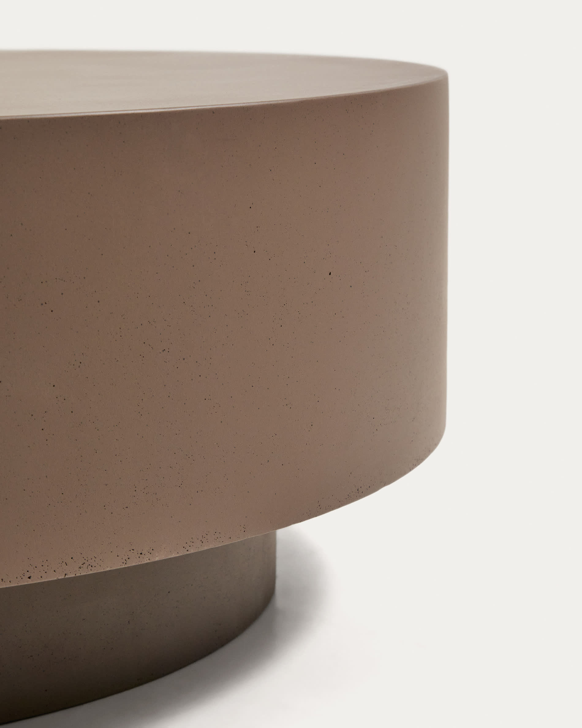 Garbet coffee table in brown concrete Ø 80cm