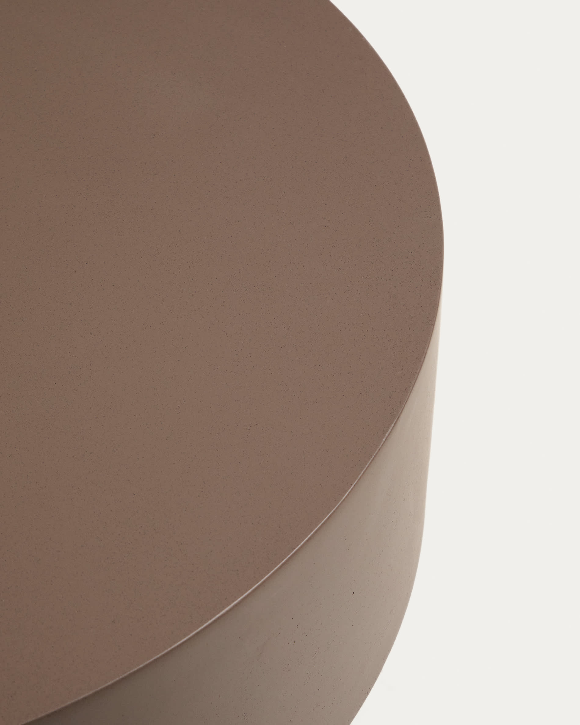 Garbet coffee table in brown concrete Ø 80cm