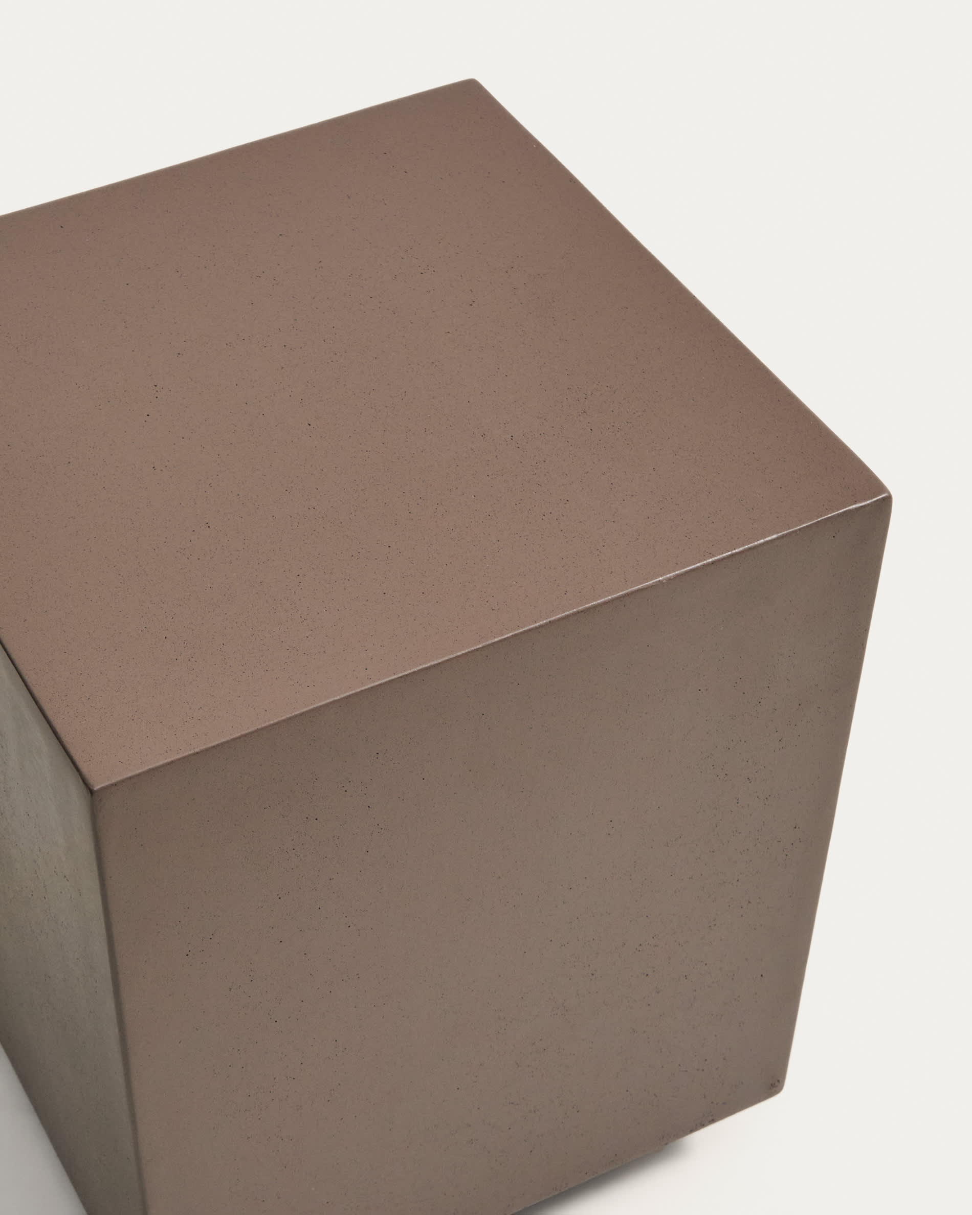Rustella side table in brown concrete 35 x 35cm