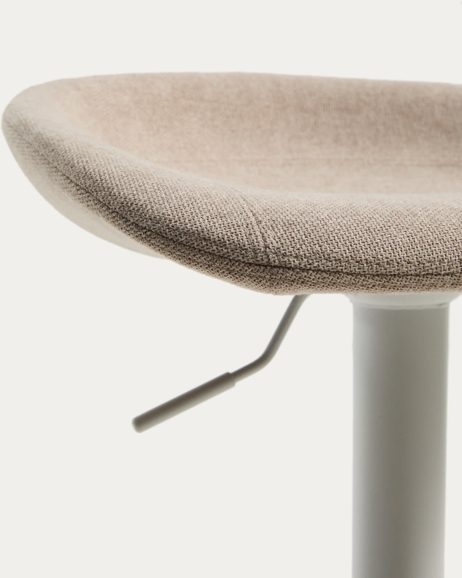 Danua stool in beige chenille and matte white steel 68-89 cm FSC 100%