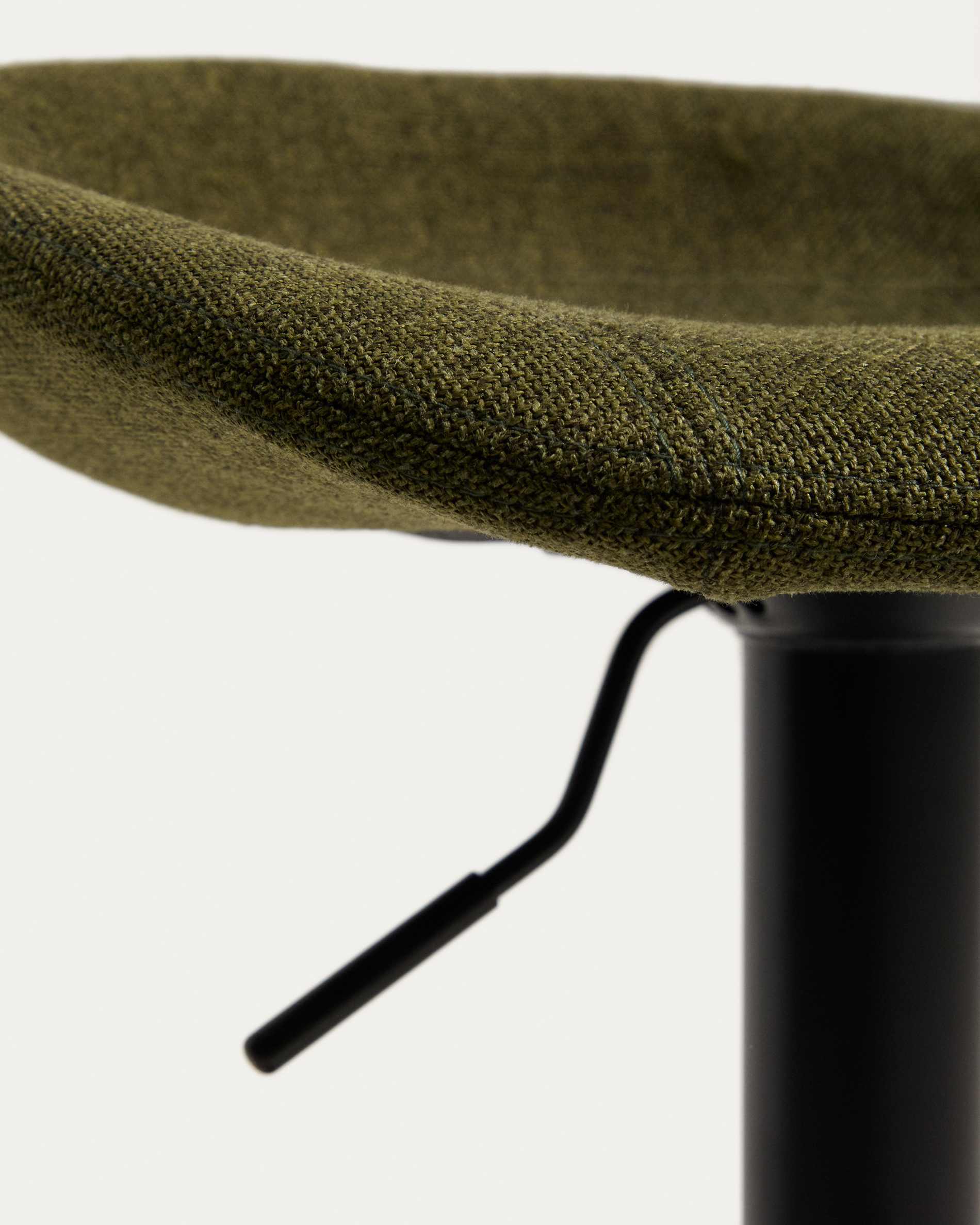 Danua stool in green chenille and matte black steel 68-89cm FSC 100%