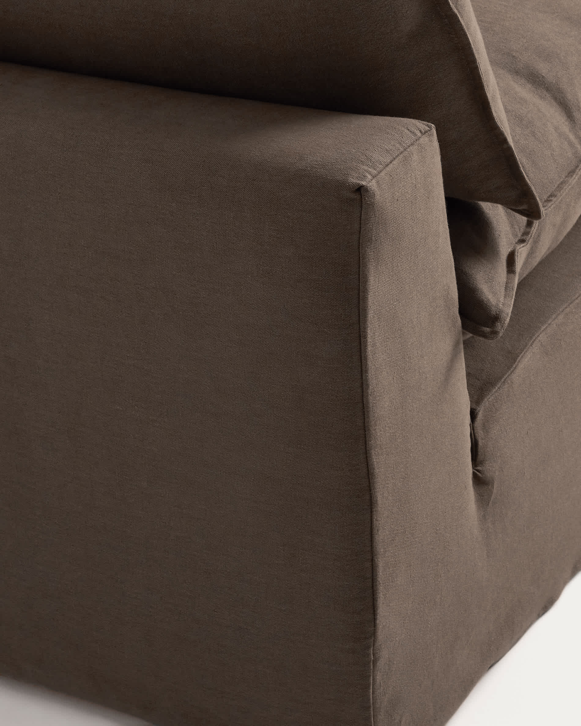 Anarela 100% taupe linen armchair with removable cover 110cm FSC Mix Credit