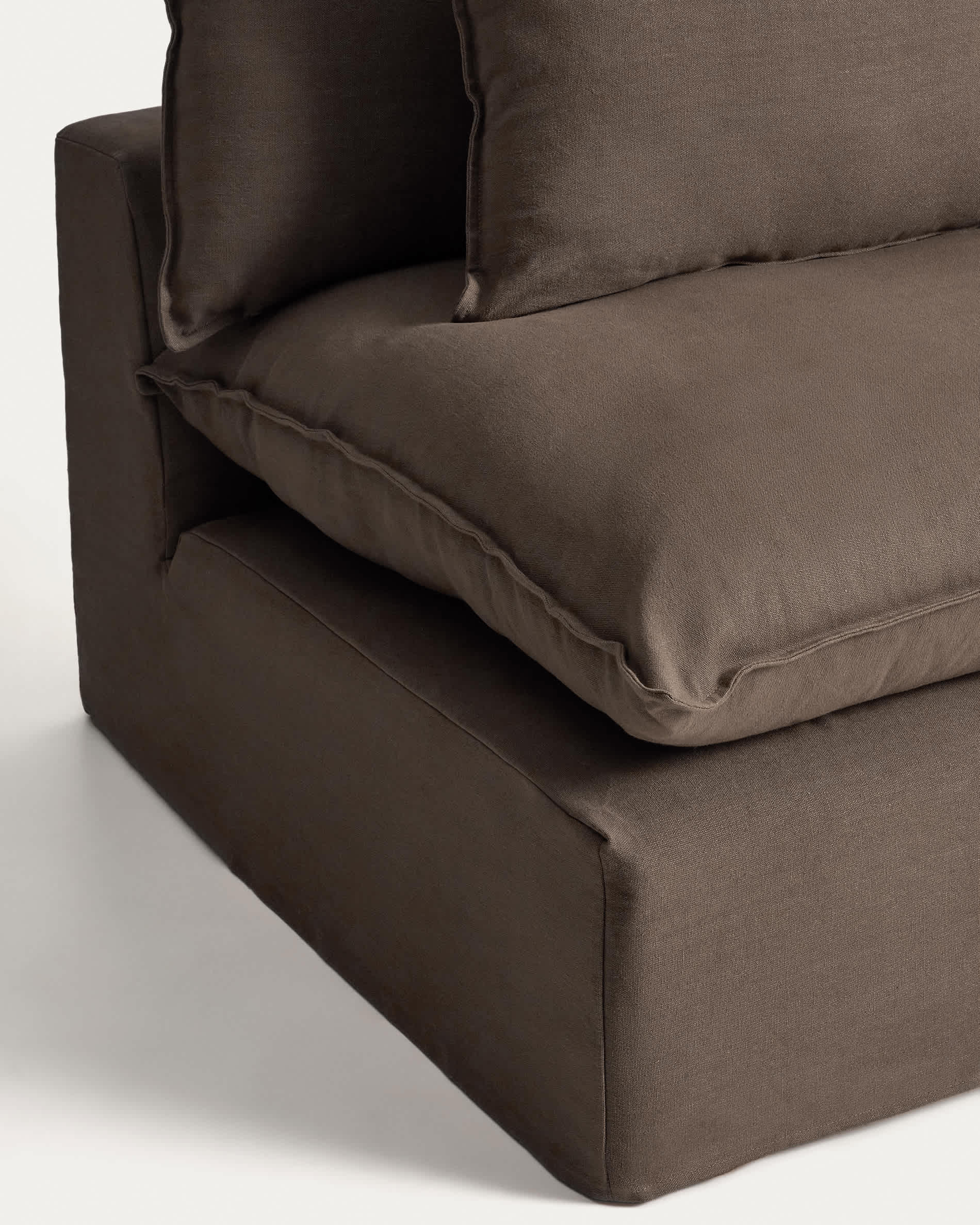 Anarela 100% taupe linen armchair with removable cover 90cm FSC Mix Credit