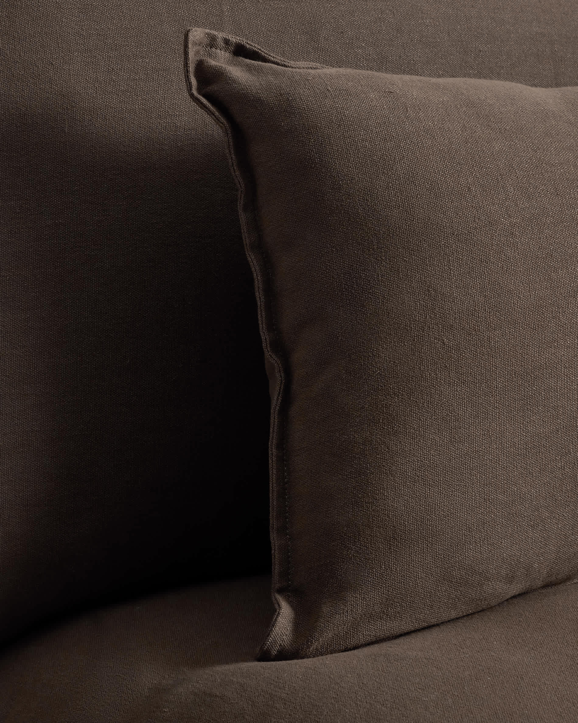 Anarela 100% taupe linen armchair with removable cover 90cm FSC Mix Credit