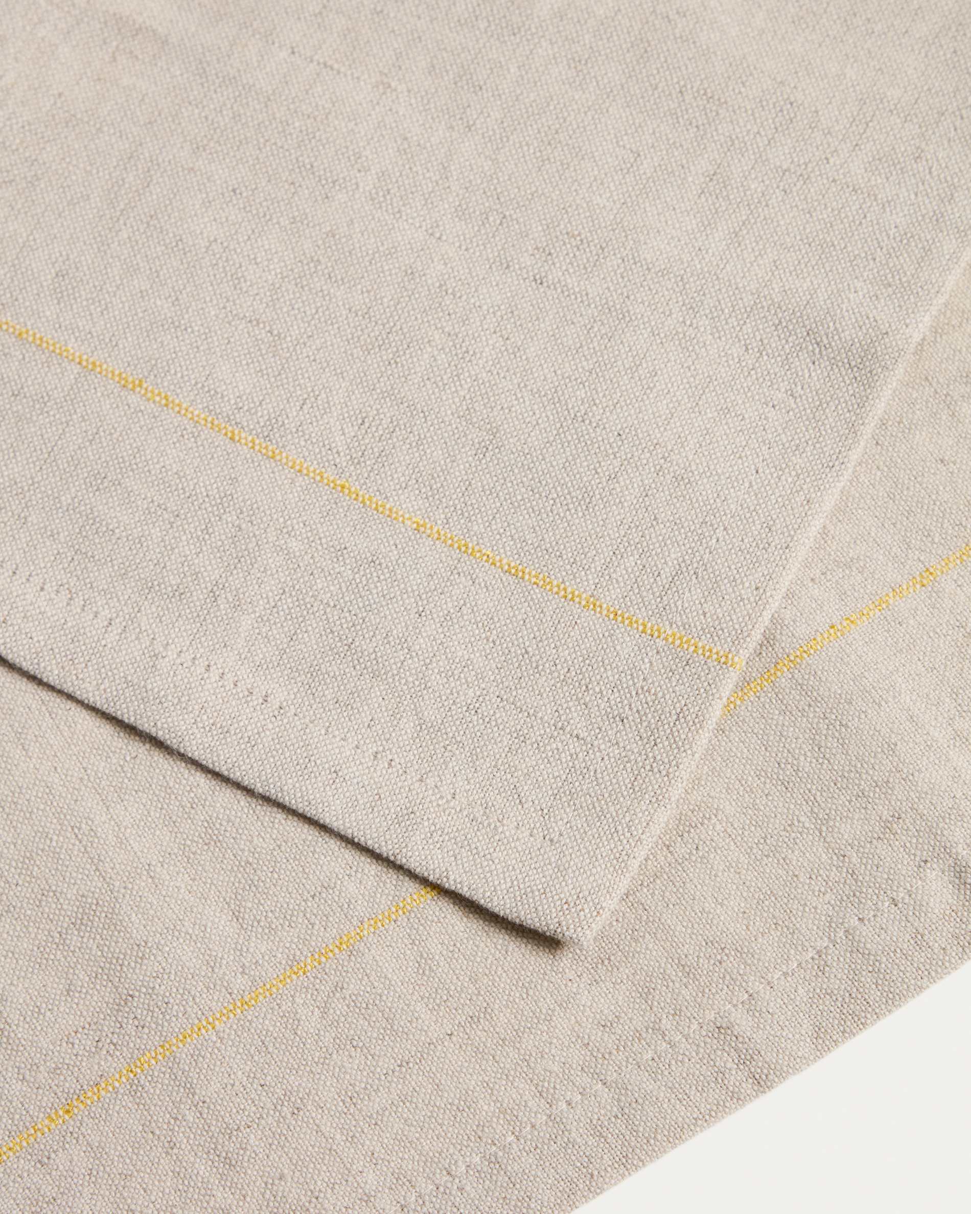 Ulaen set of 2 beige cotton and linen napkins with yellow stripes 35 x 35cm