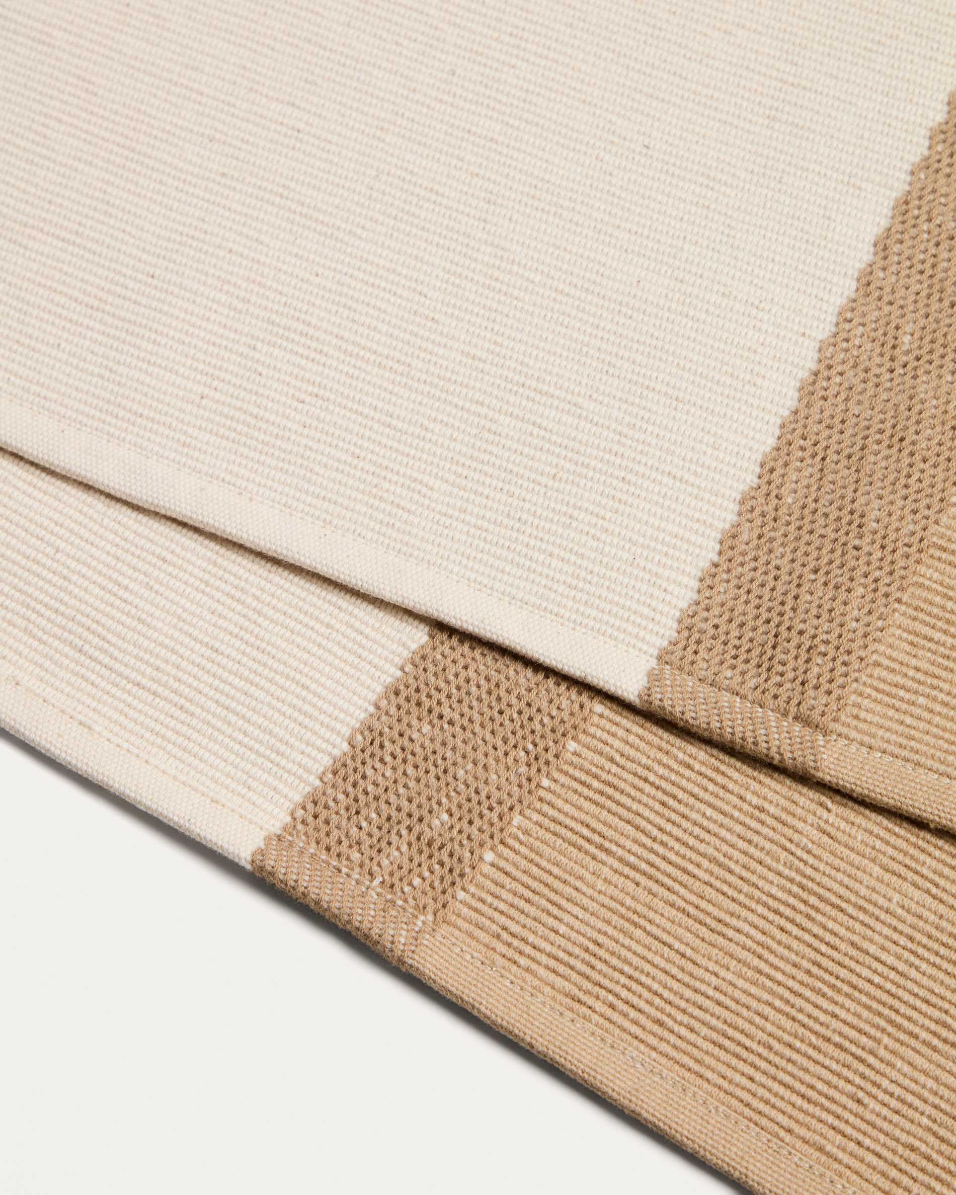 Tari 100% cotton beige table runner 50 x 150 cm