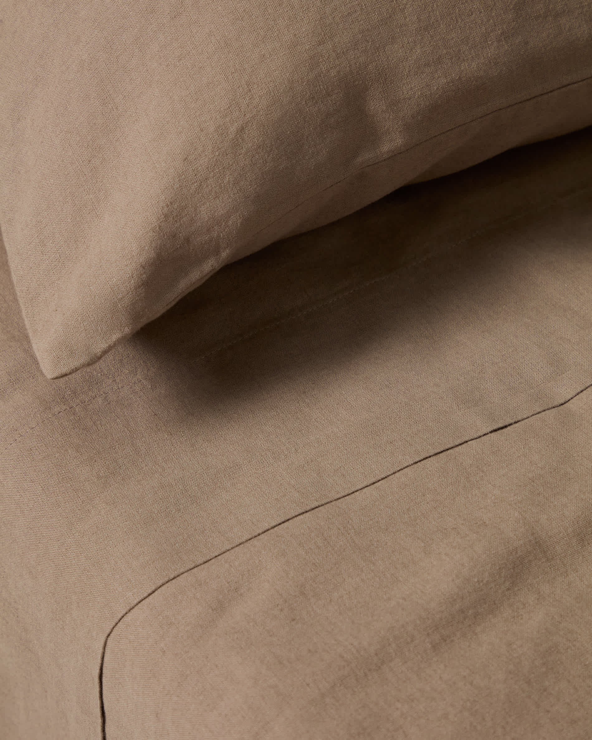 Simmel brown linen blend top sheet for 180 cm bed