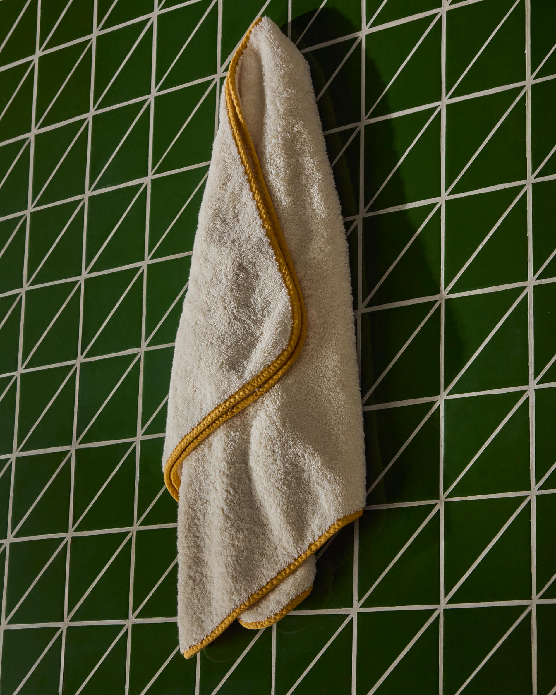 Sedora 100% cotton hand towel with yellow contrast detail 50 x 90cm