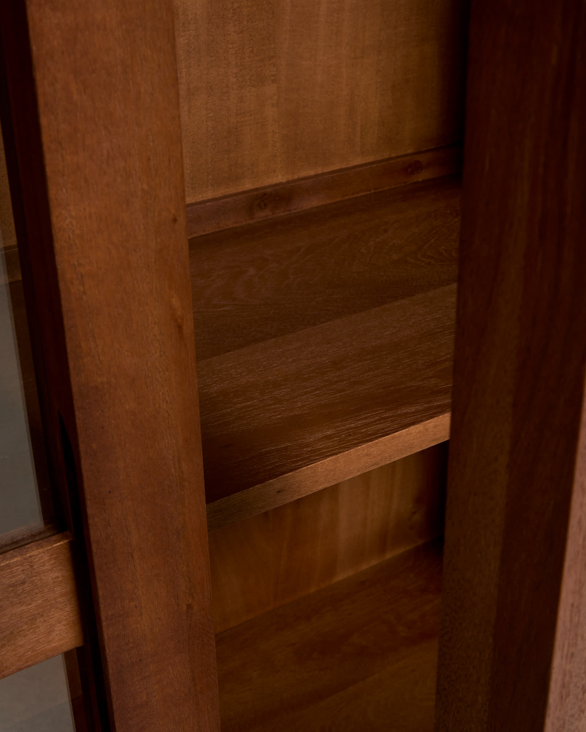 Norani display cabinet in solid acacia wood and acacia veneer 110 x 185 cm