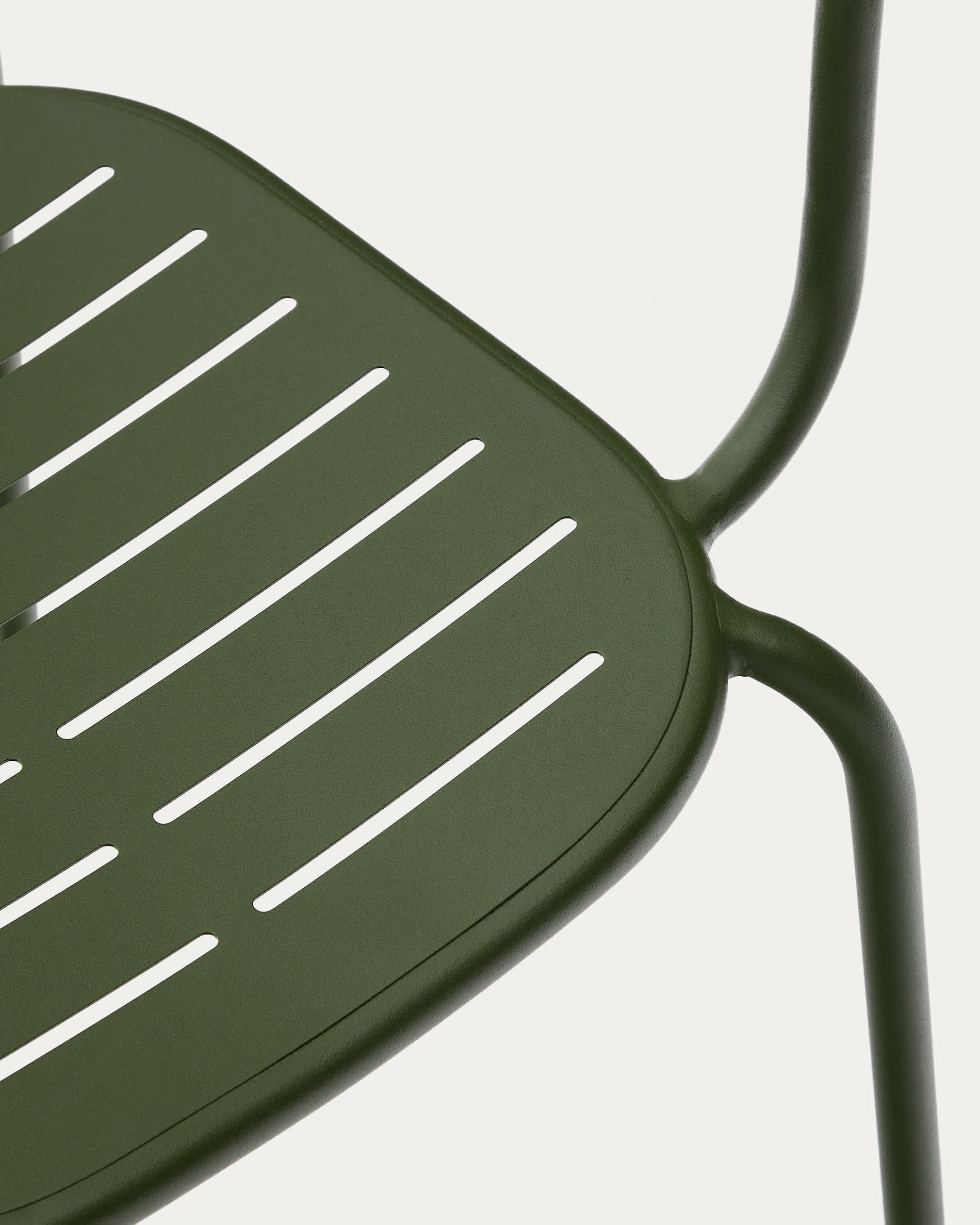 Brai set with table and 4 stackable chairs in green galvanised steel 180 x 90cm