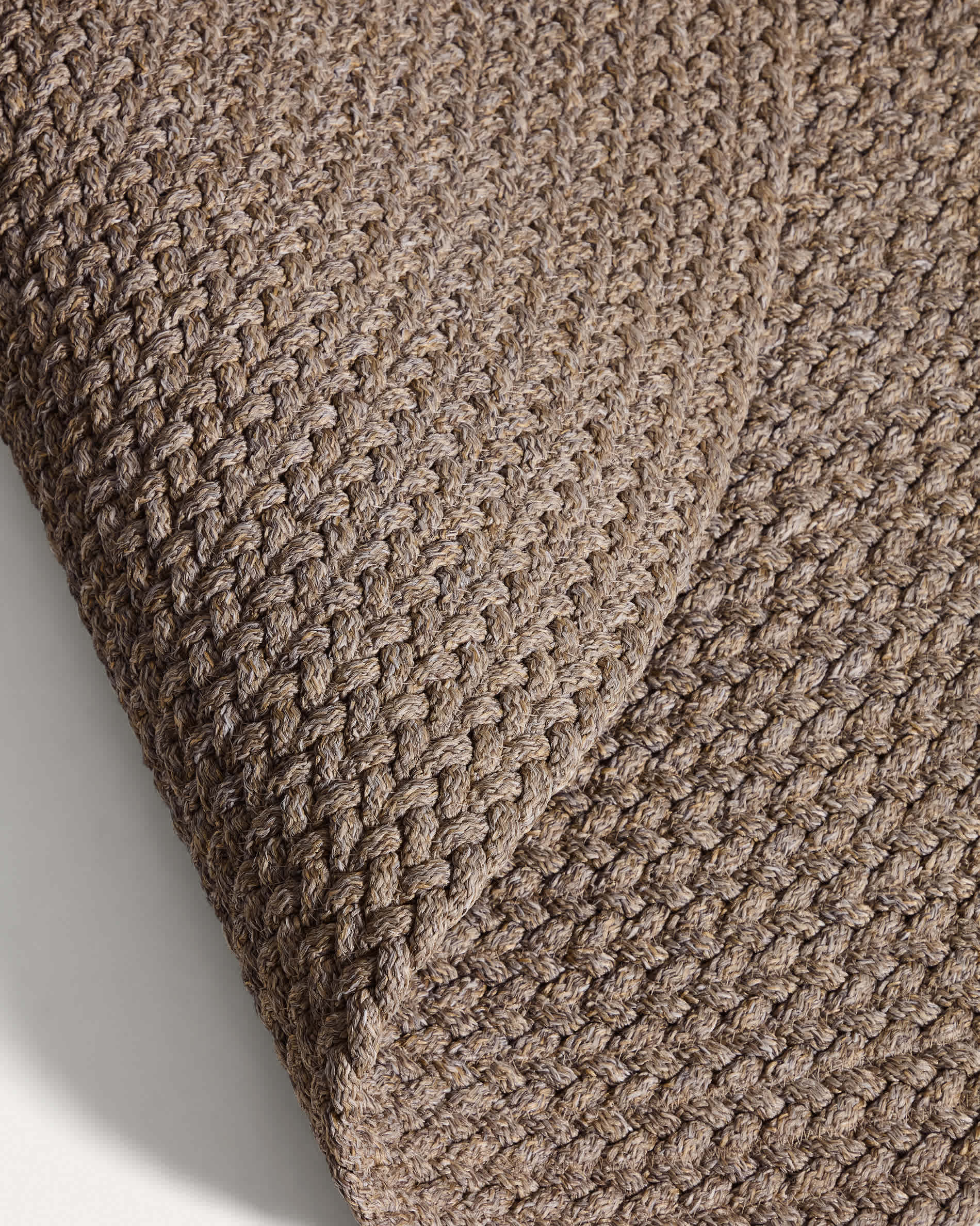 Despas beige synthetic fibre rug 160 x 230cm
