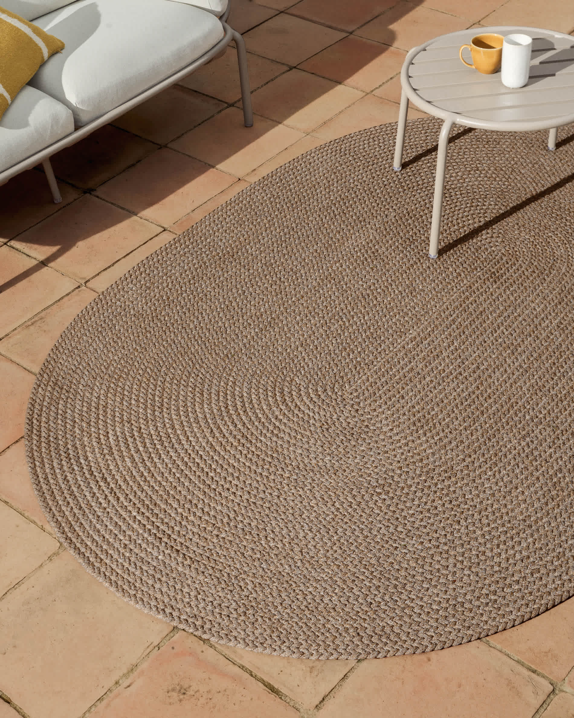 Despas beige synthetic fibre rug 200 x 300cm