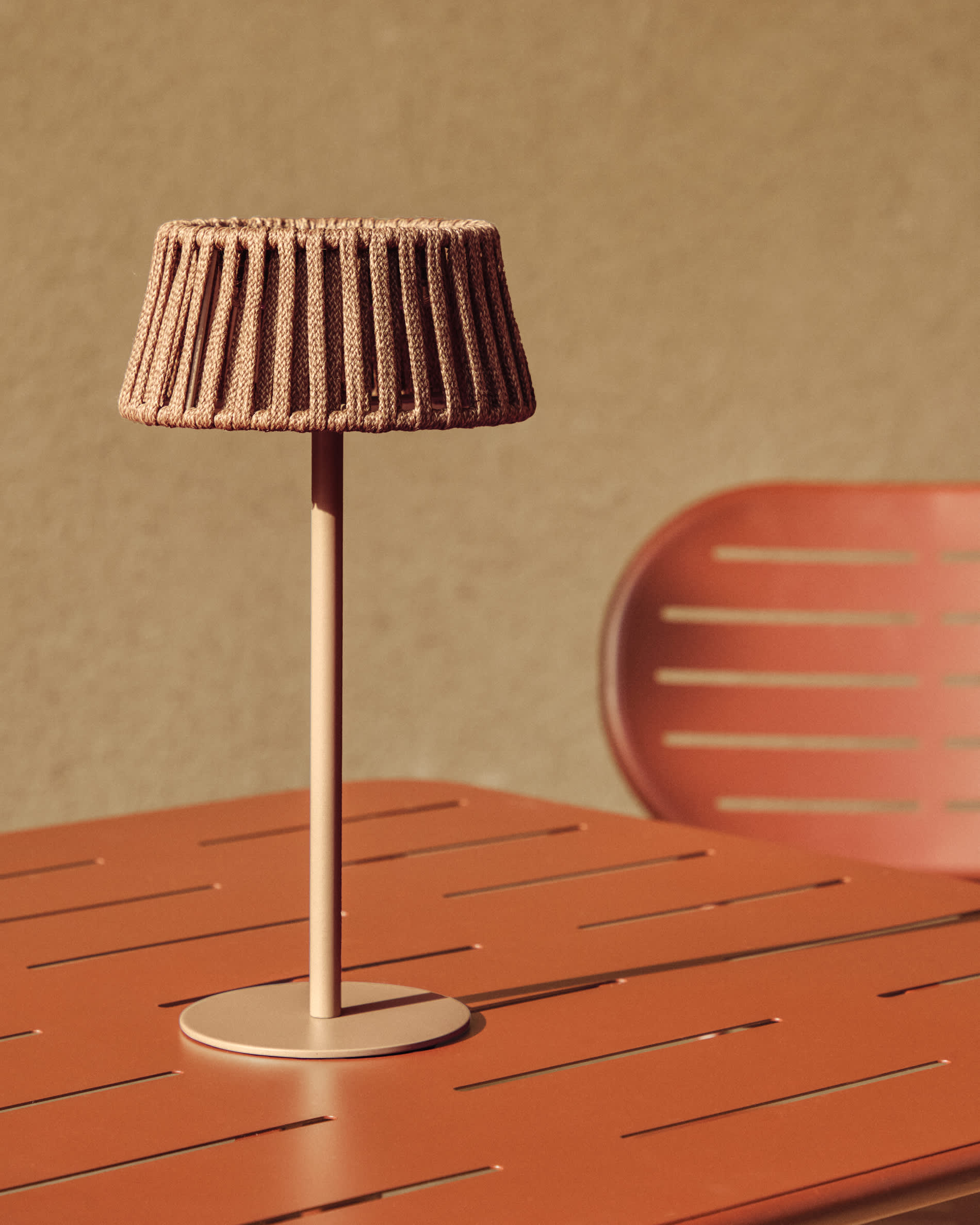 Aldet outdoor solar table lamp in beige flat rope cord with metal stand