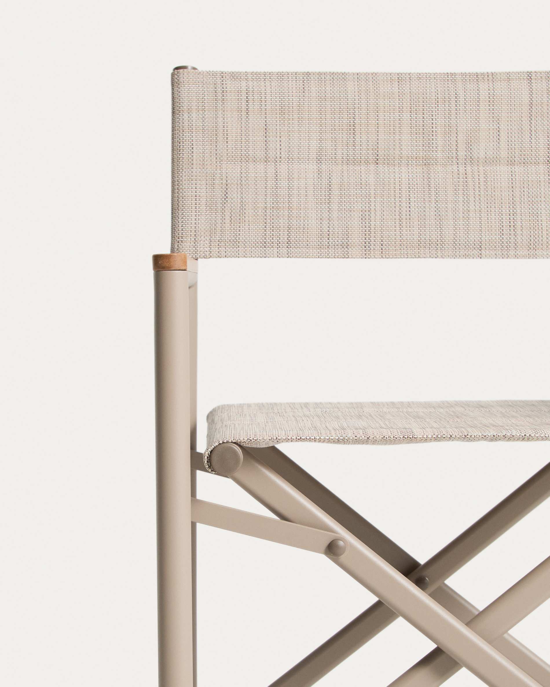 Tisno outdoor folding chair in taupe aluminium and taupe texteline